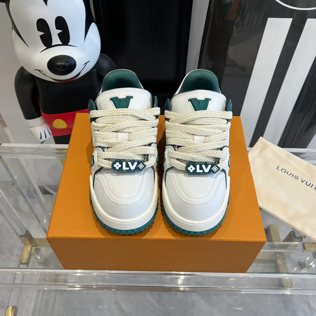 Кроссовки Женские Louis Vuitton 11073697