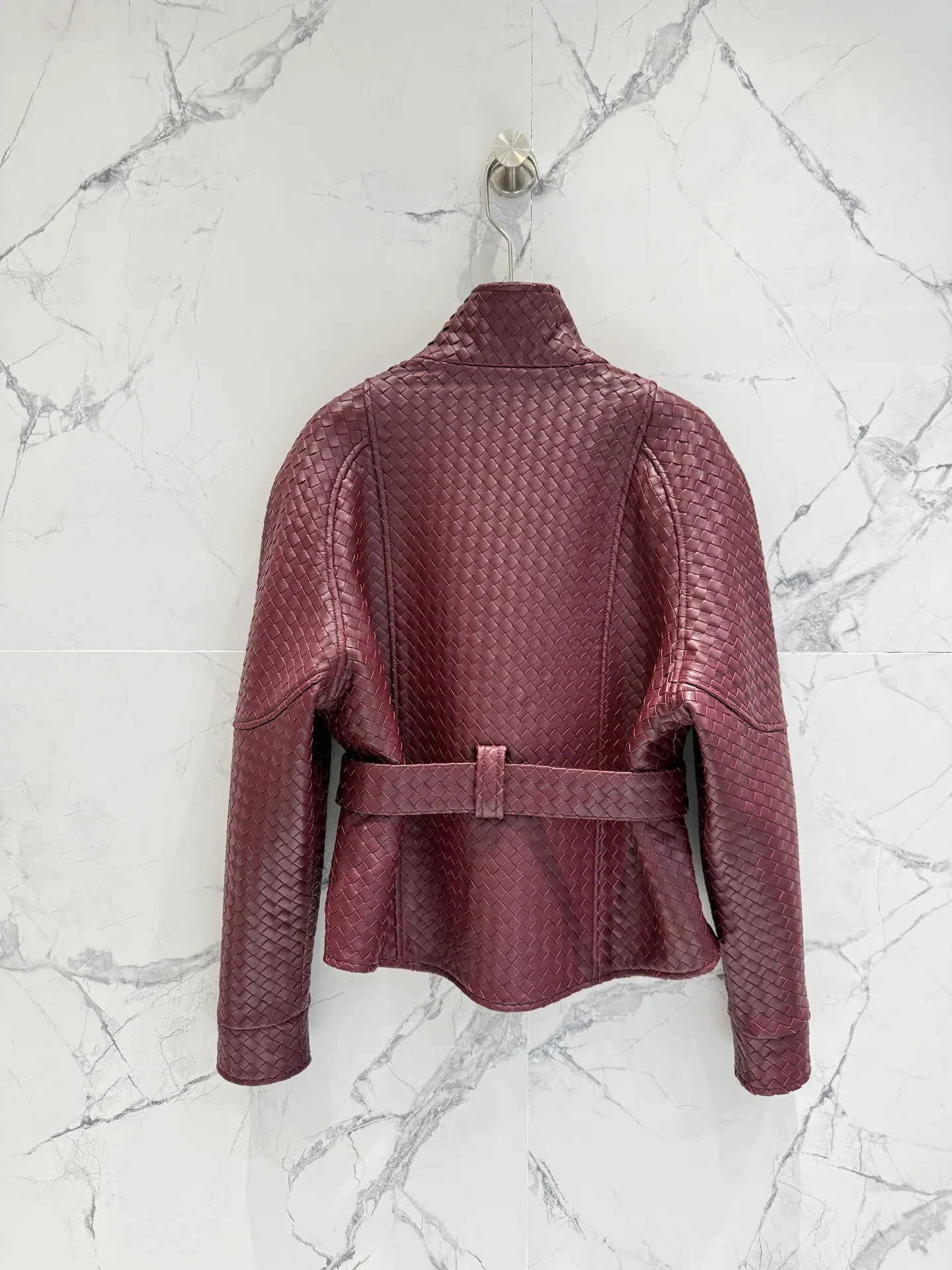 Кожаные Куртки И Дублёнки Женские Bottega Veneta 18083017