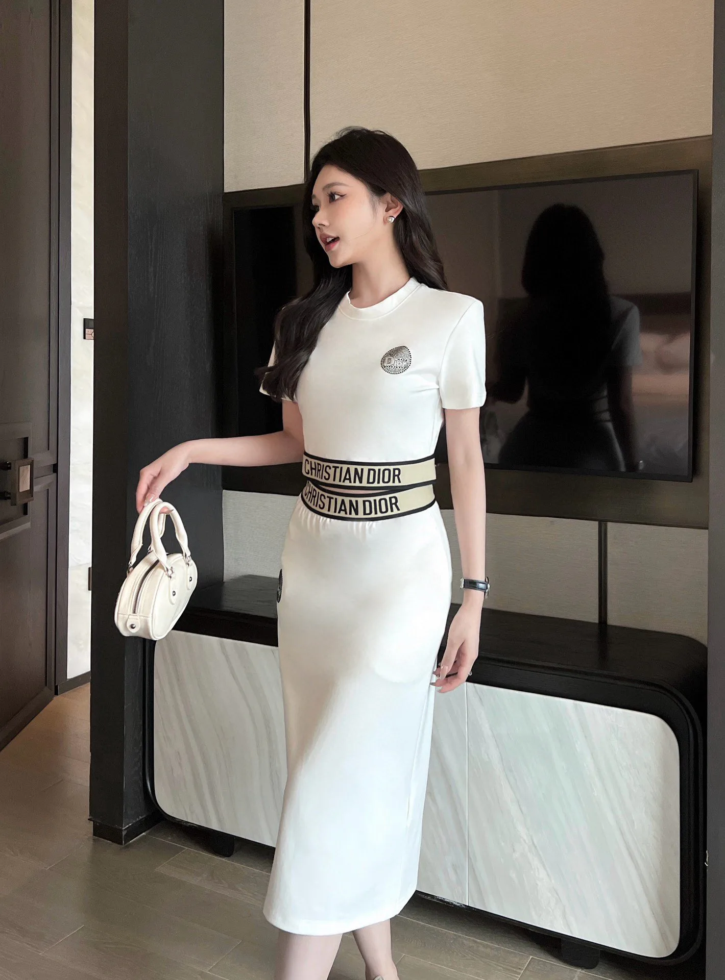 Платья Женские Christian Dior 19575