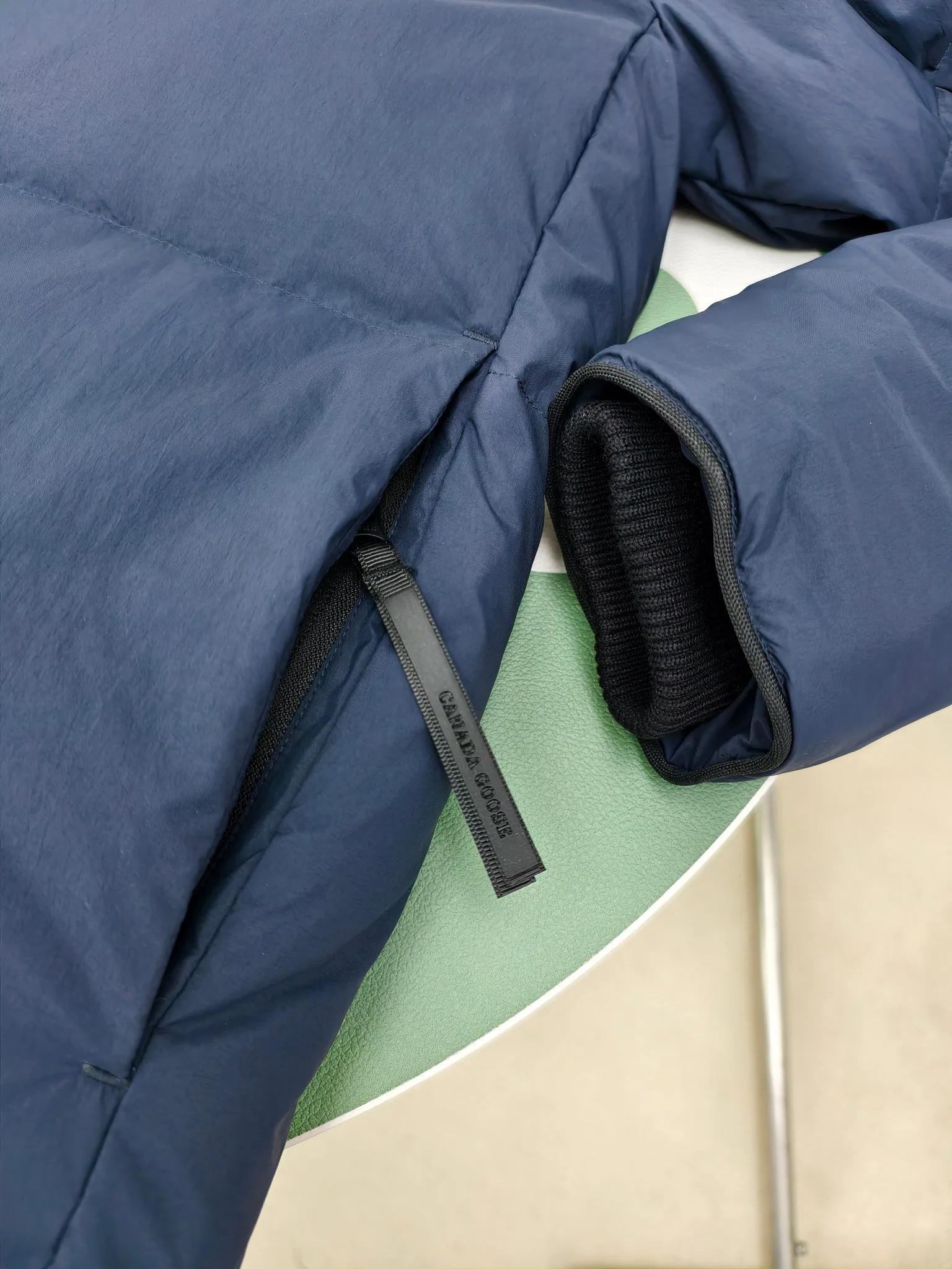 Куртки И Пуховики Мужские Canada Goose 1324021