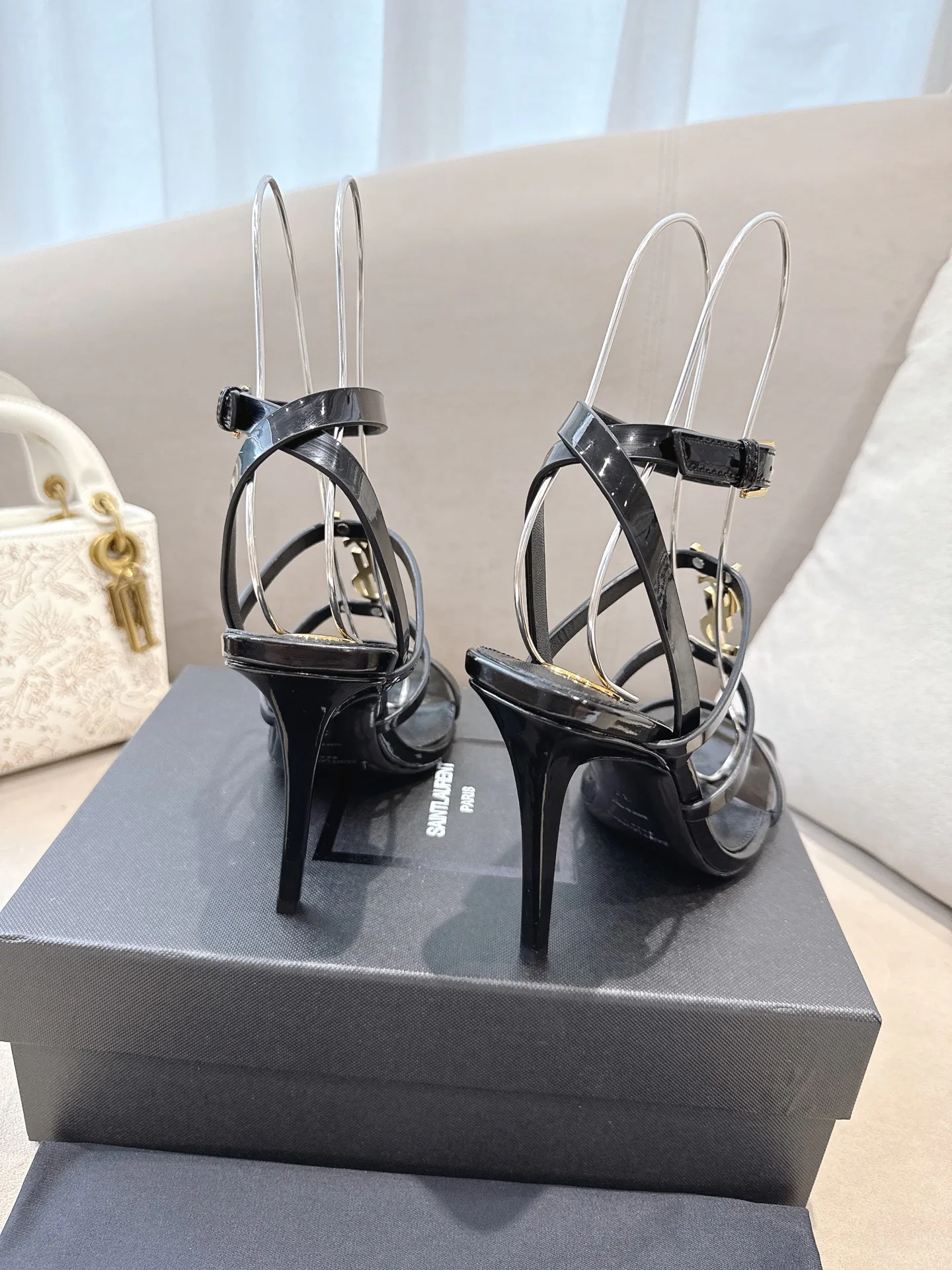 Босоножки Женские Saint Laurent 12815356