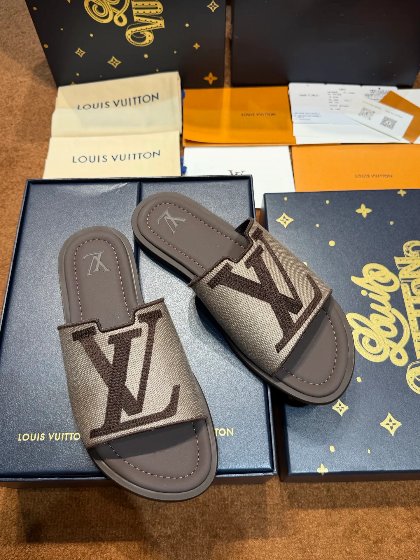 Шлепанцы Мужские Louis Vuitton 17342956