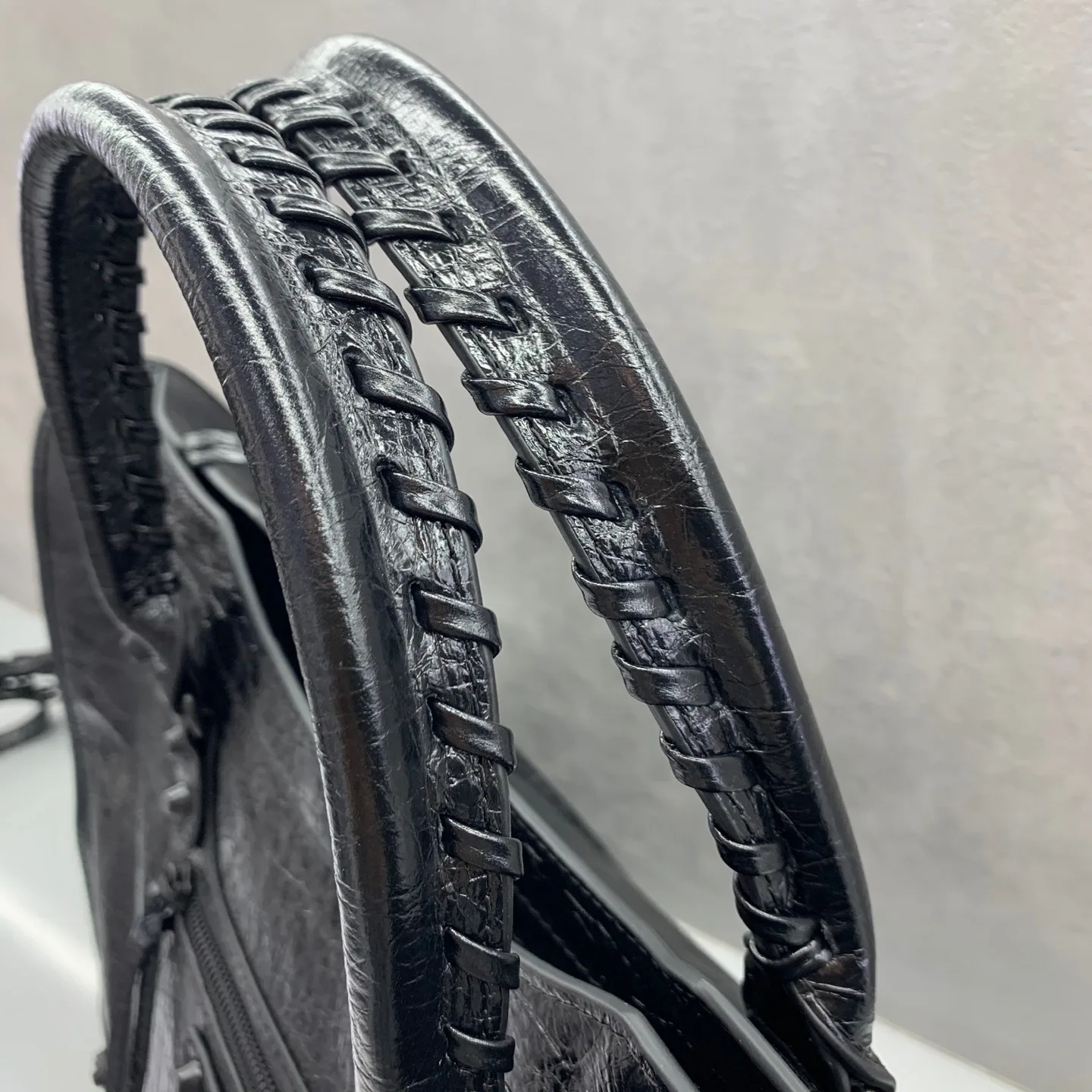 Классические Сумки Женские Balenciaga 11424302