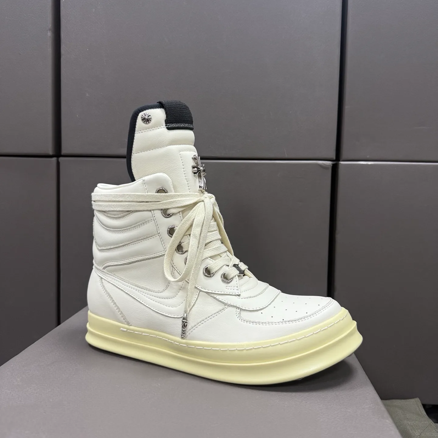 Кроссовки Мужские Chrome Hearts 19686818