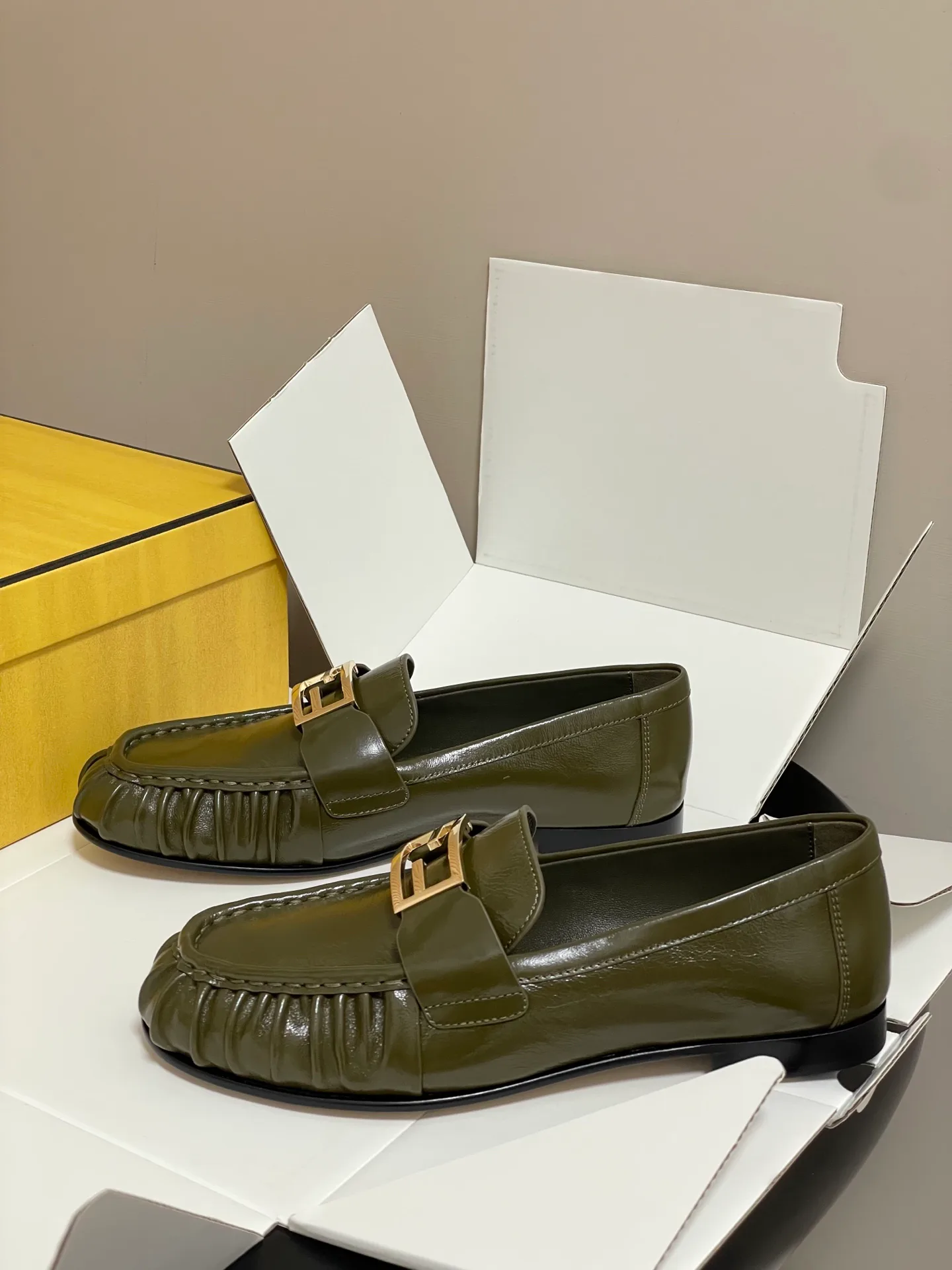 Лоферы И Мокасины Женские Fendi 11409887