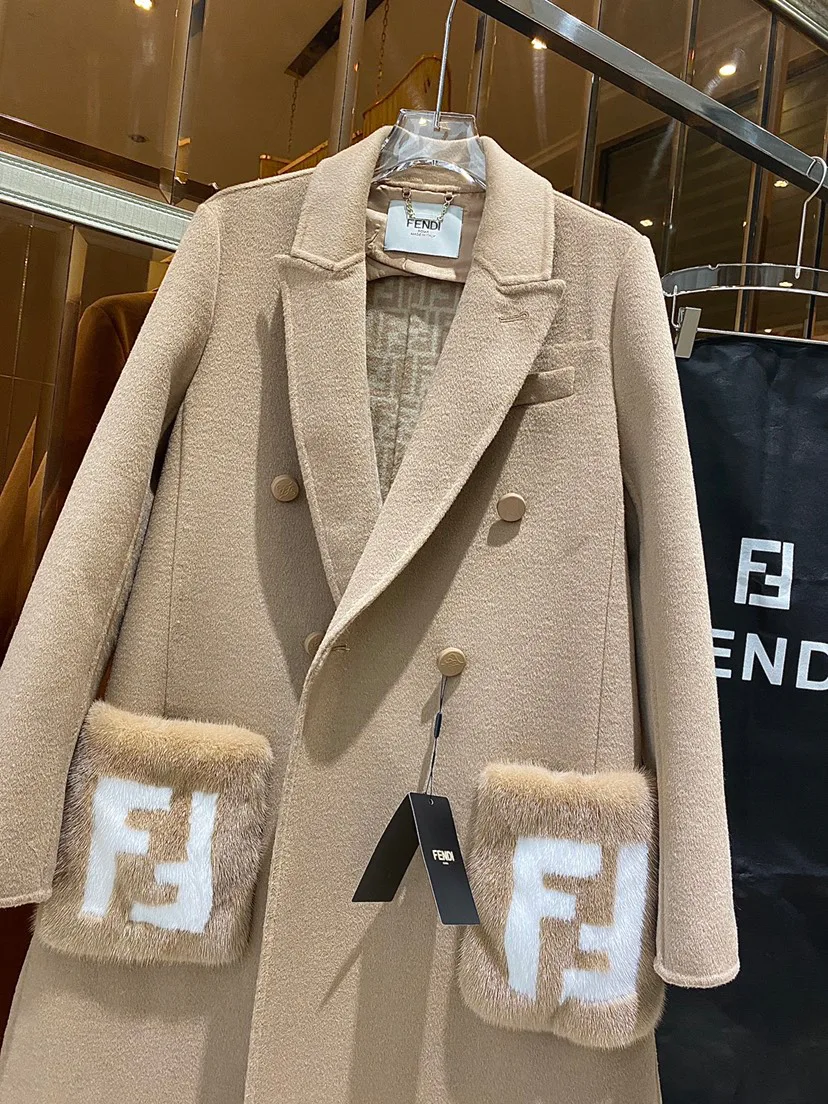 Пальто Женские Fendi 19651227