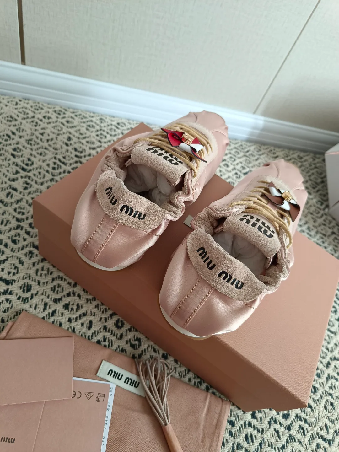 Кроссовки Женские Miu Miu 5075608