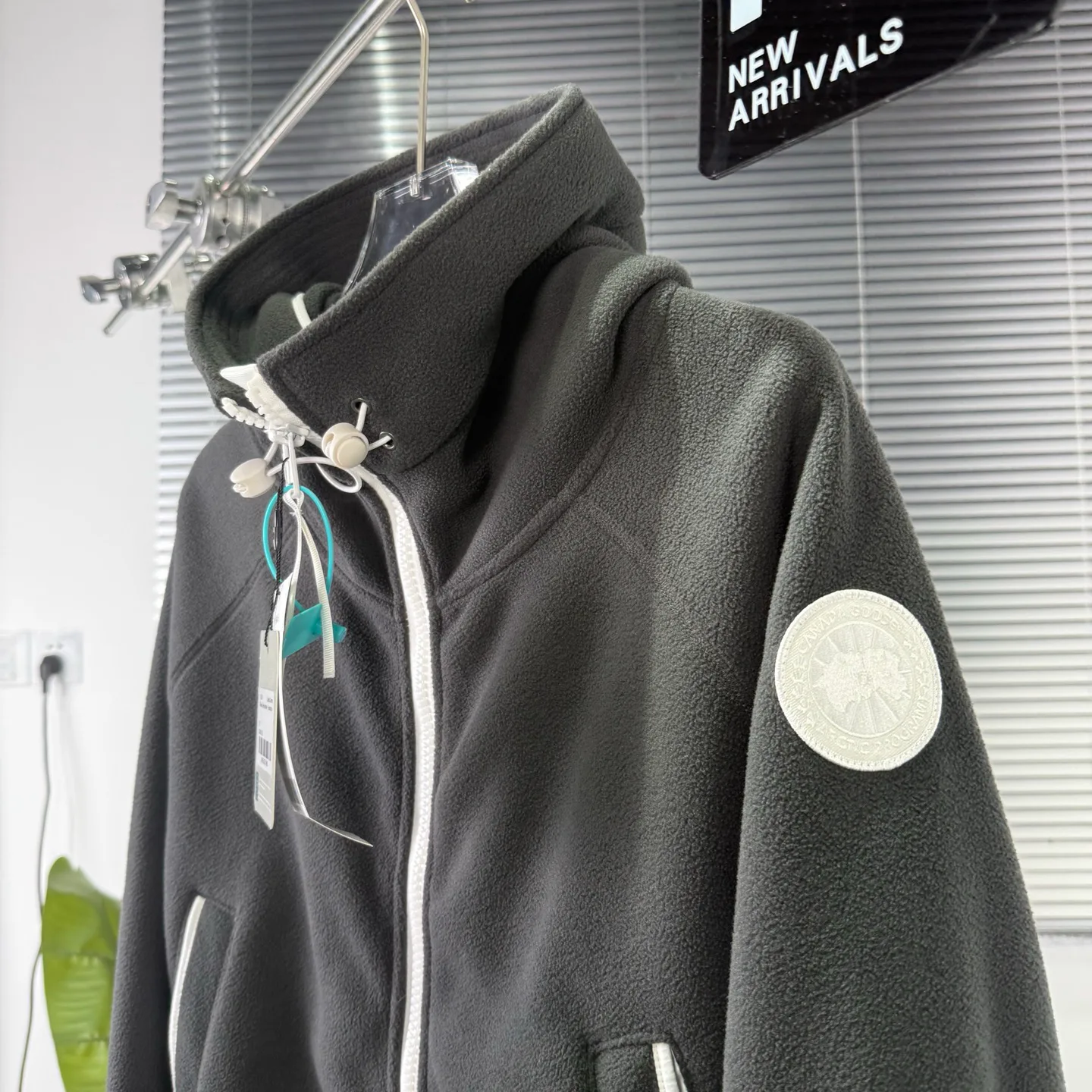 Куртки И Пуховики Женские Canada Goose 410065