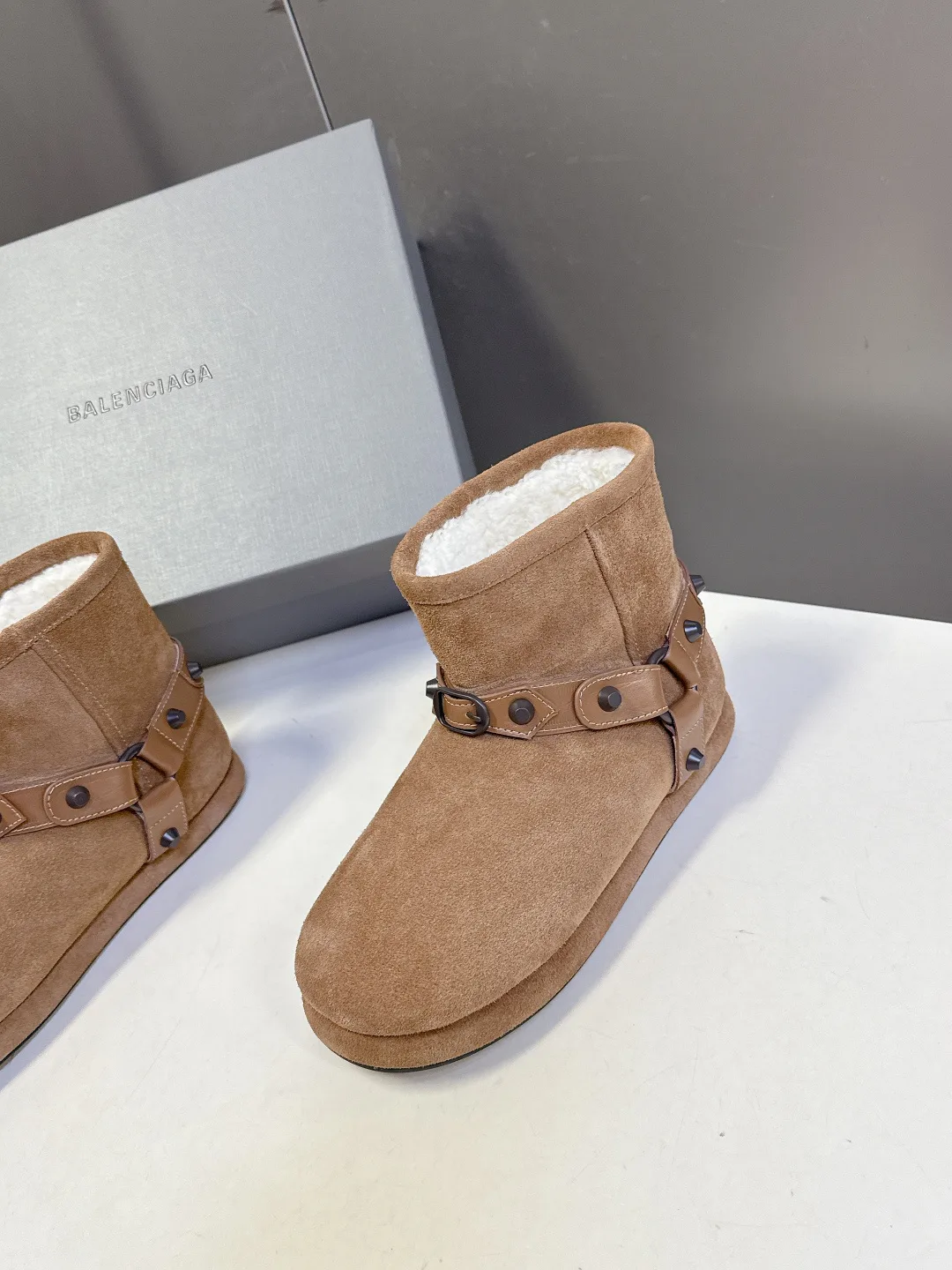 Угги Женские Balenciaga 18526218