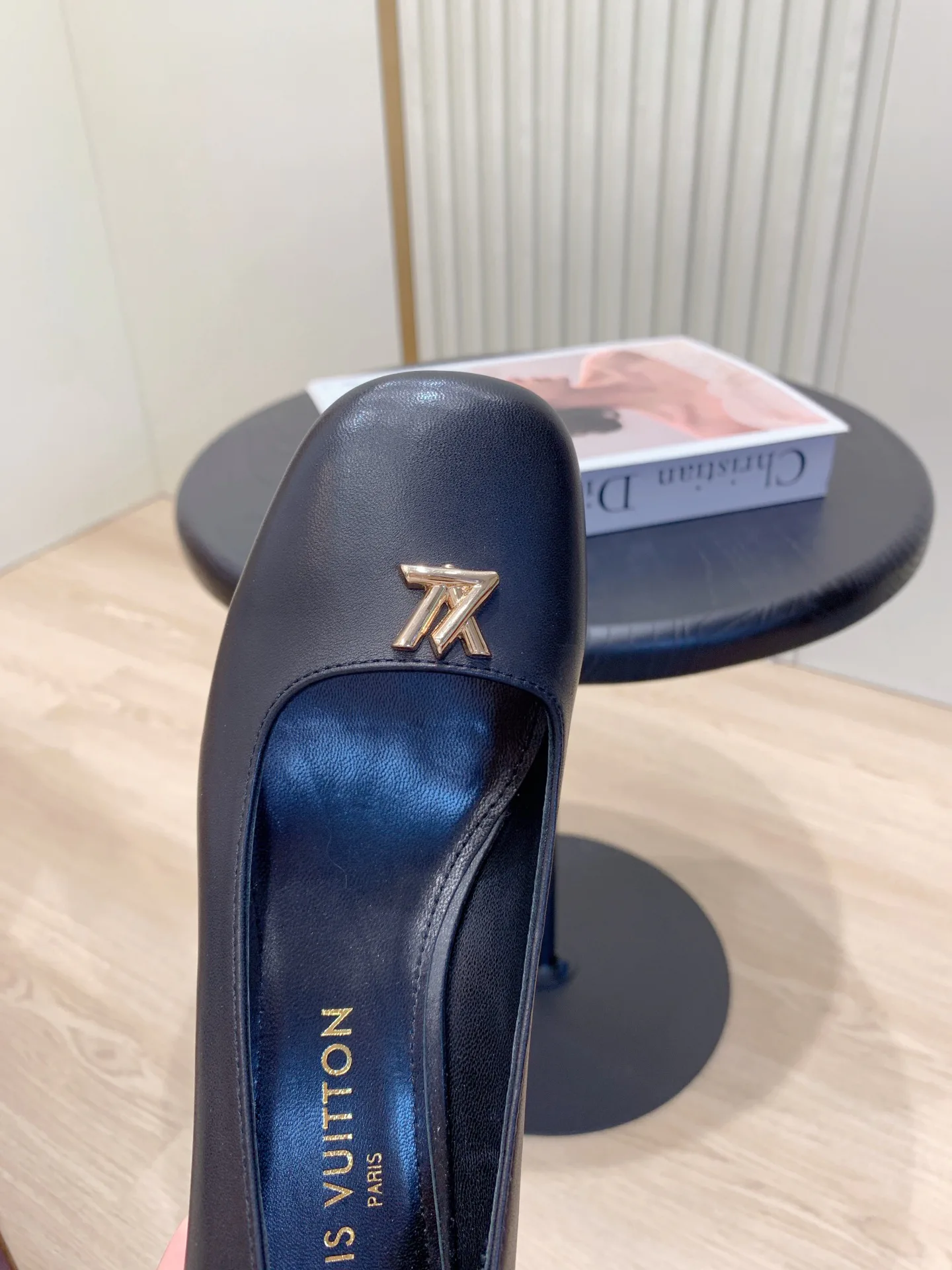 Туфли Женские Louis Vuitton 1834435