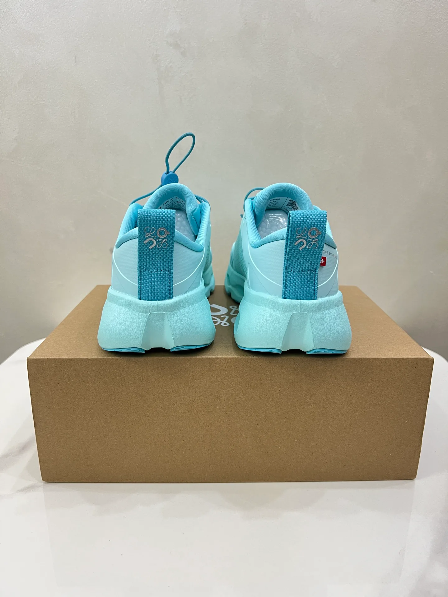 Кроссовки Женские Loewe 5344170