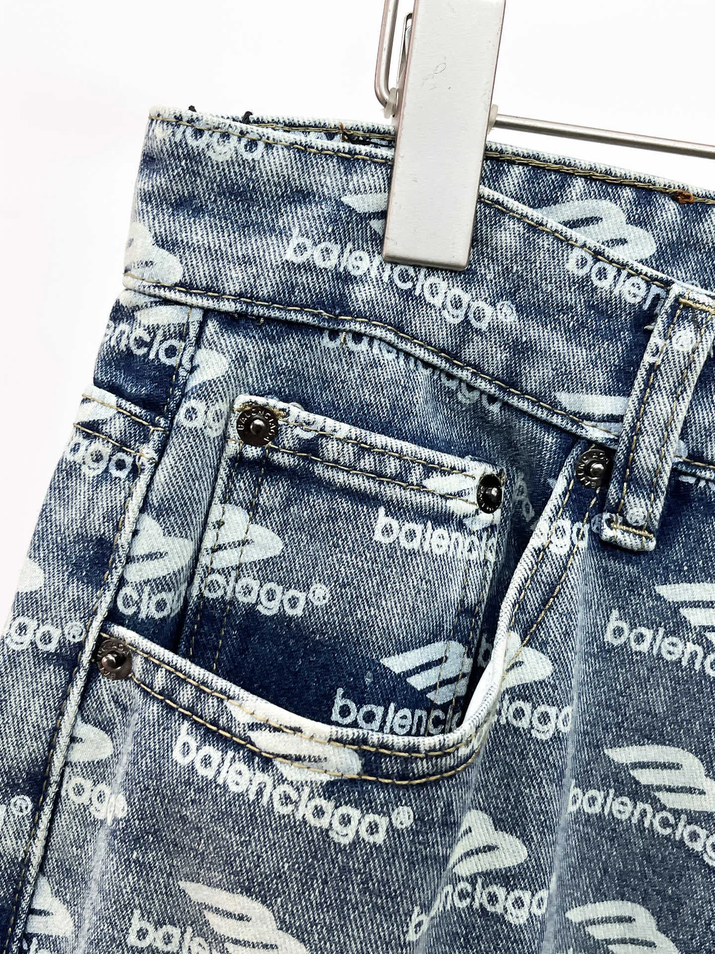 Джинсы Мужские Balenciaga 12816469