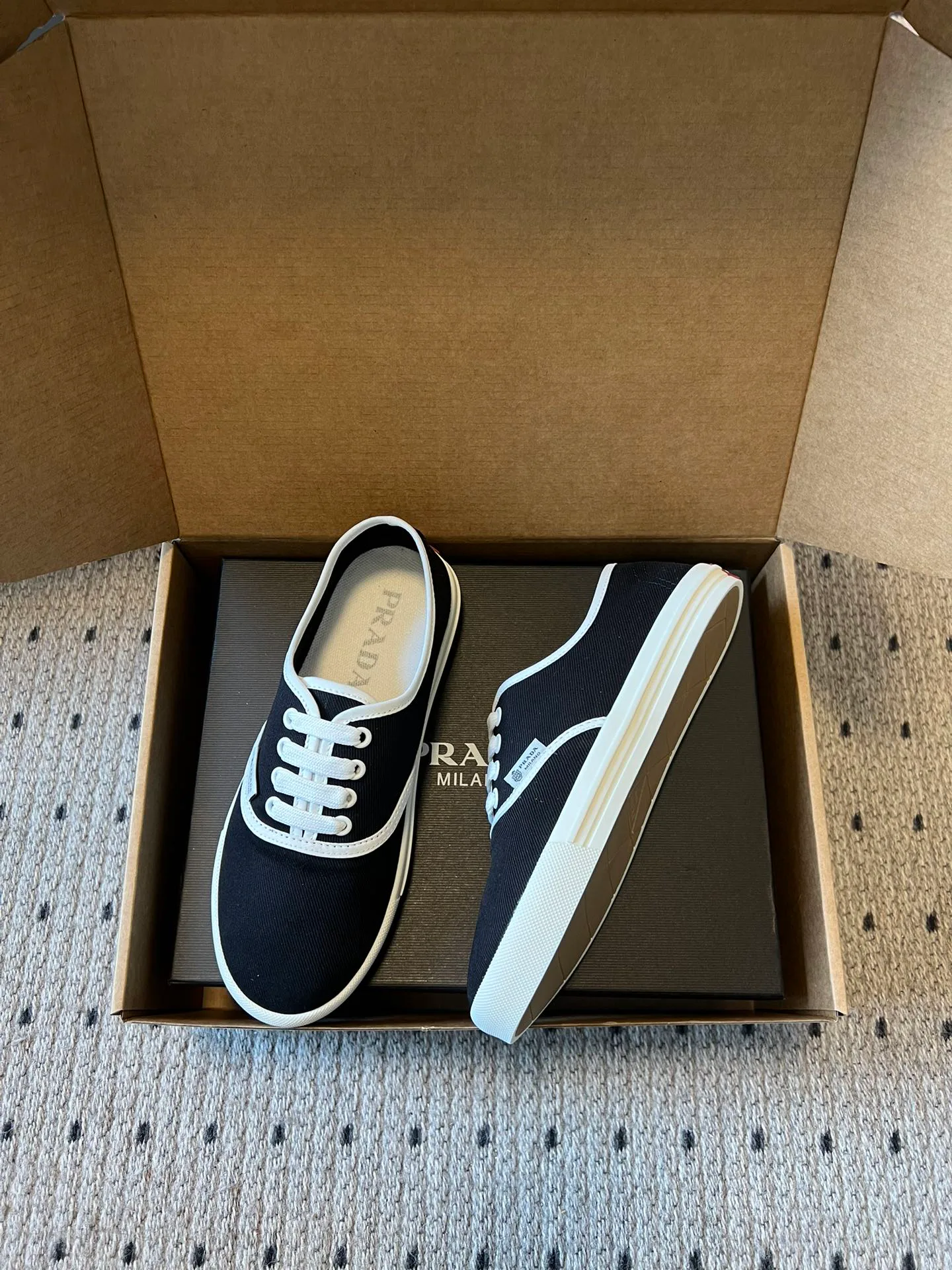 Кеды Женские Prada 11609482