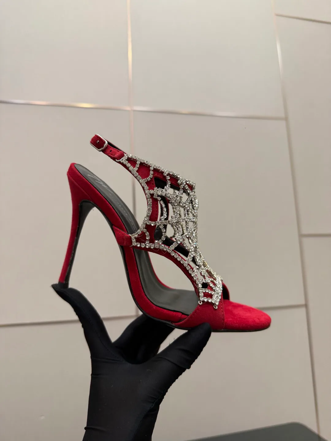 Босоножки Женские Giuseppe Zanotti 14555355