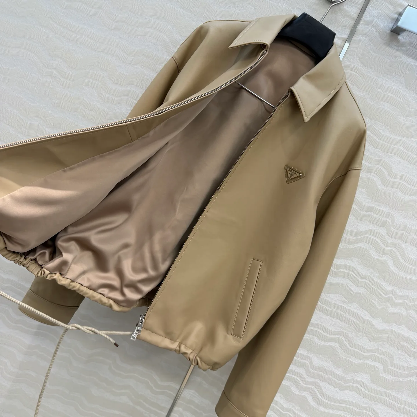 Кожаные Куртки И Дублёнки Мужские Prada 11430157