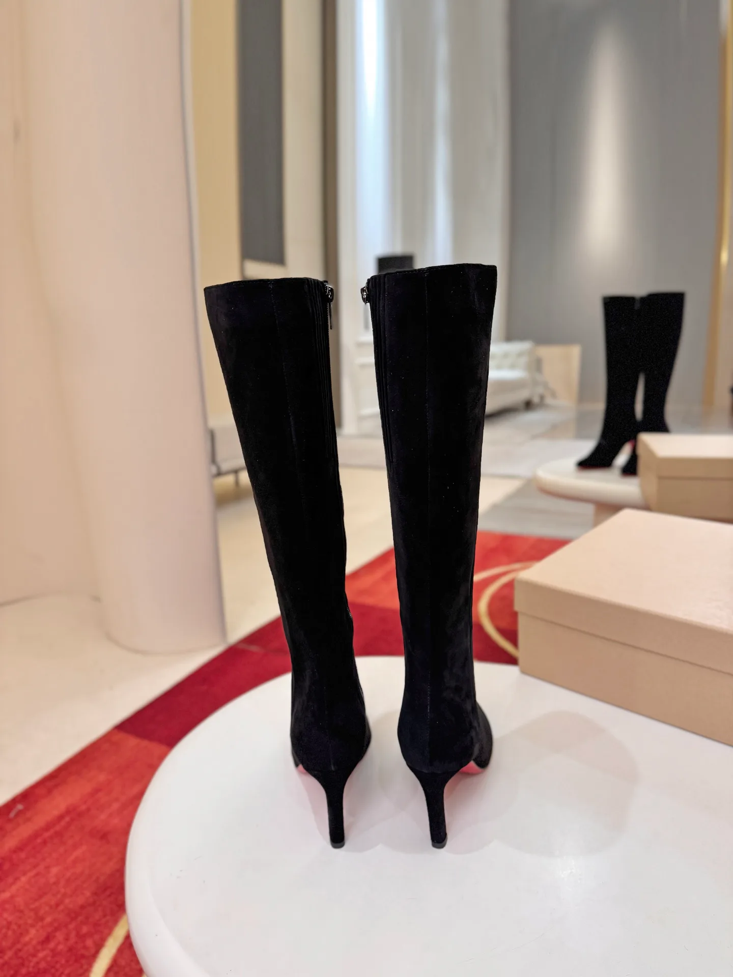 Сапоги Женские Christian Louboutin 19570921