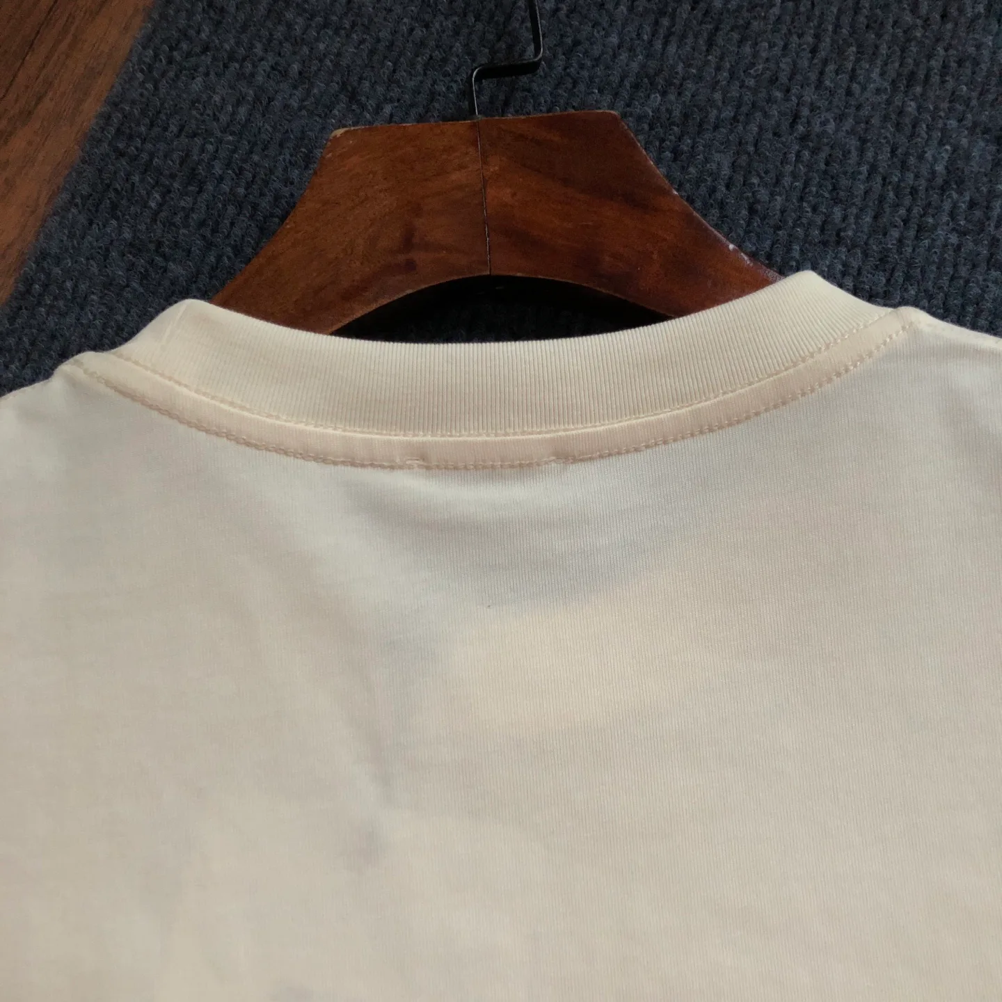 Футболки Женские Moncler 10937975