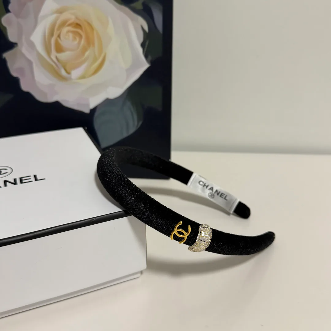Головные Уборы Chanel 13079152