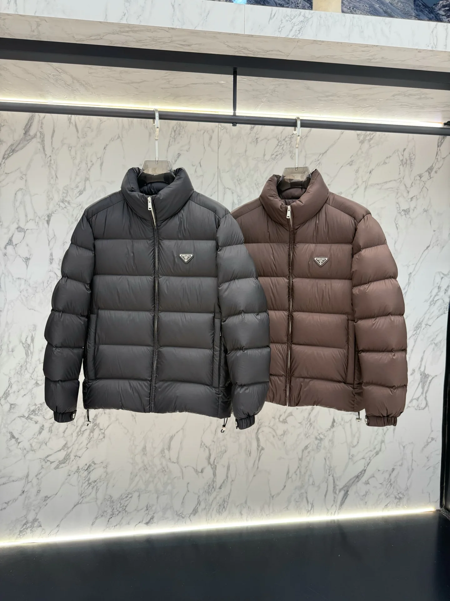 Куртки И Пуховики Женские Prada 18023890
