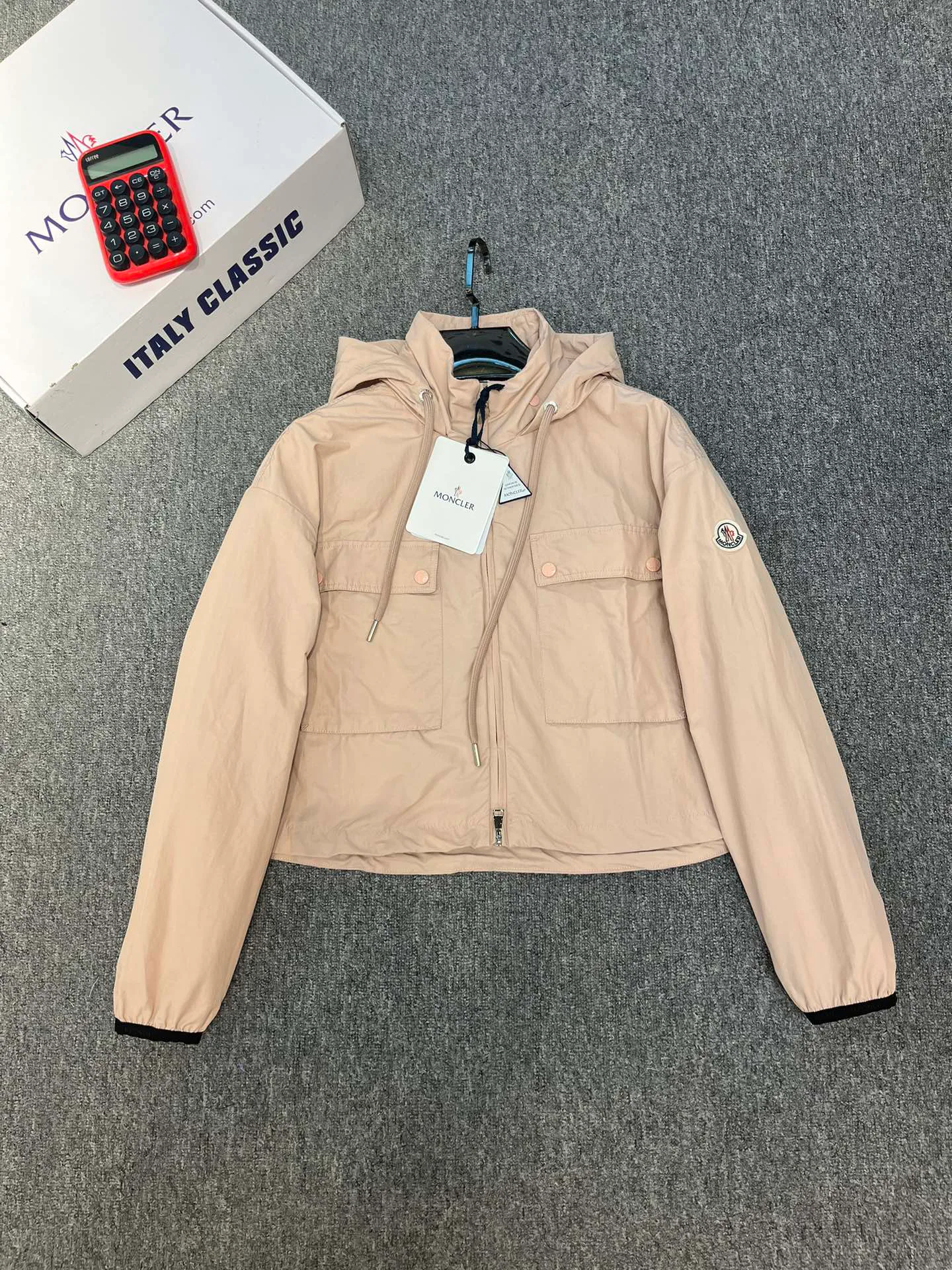 Куртки И Пуховики Женские Moncler 11242347