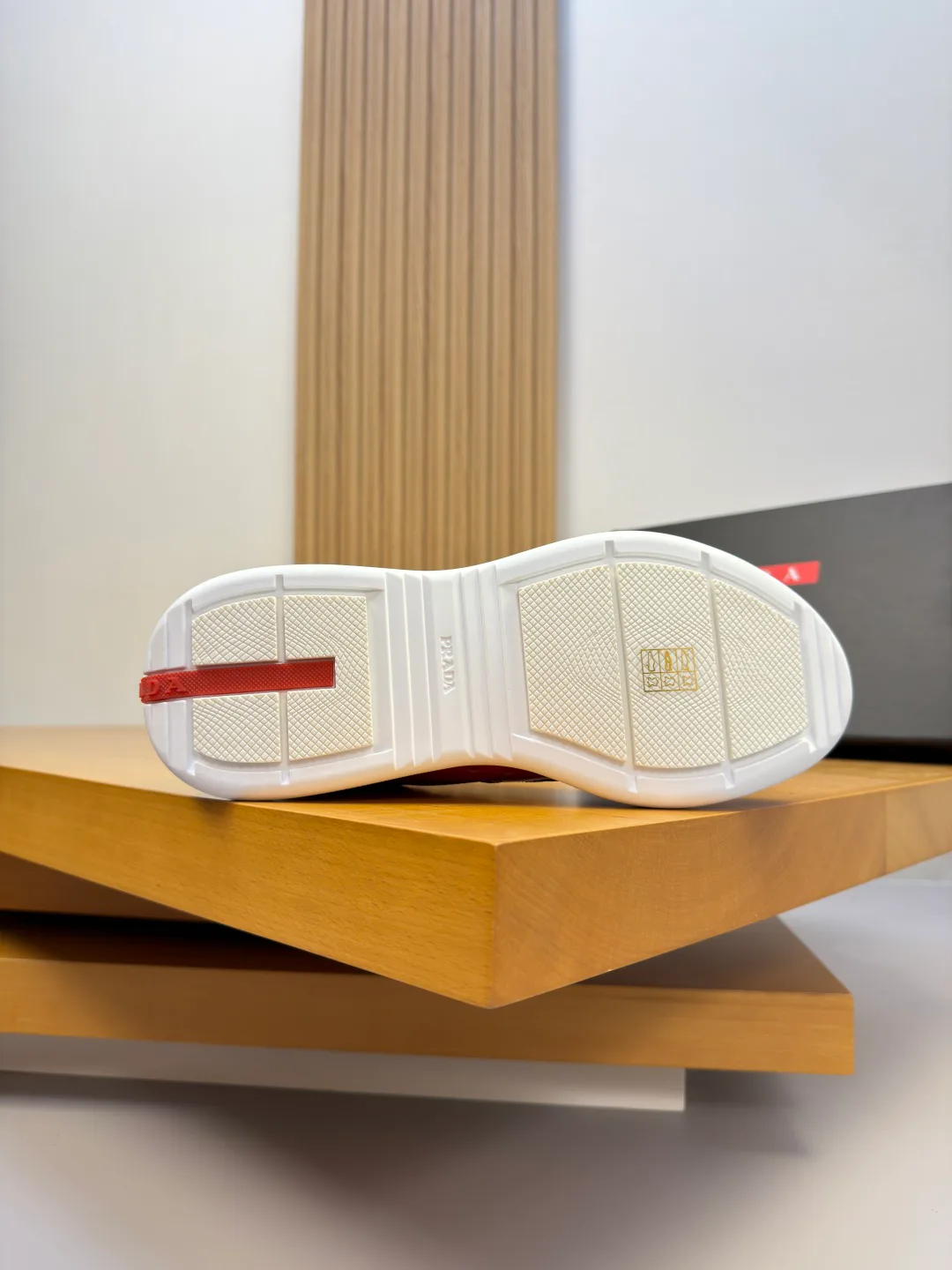 Кроссовки Мужские Prada 17955081