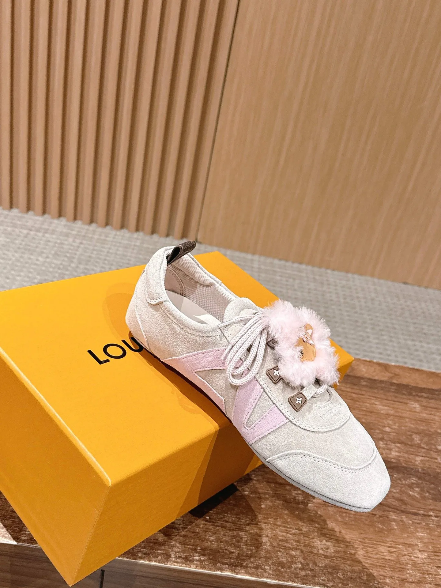 Кроссовки Женские Louis Vuitton 786230