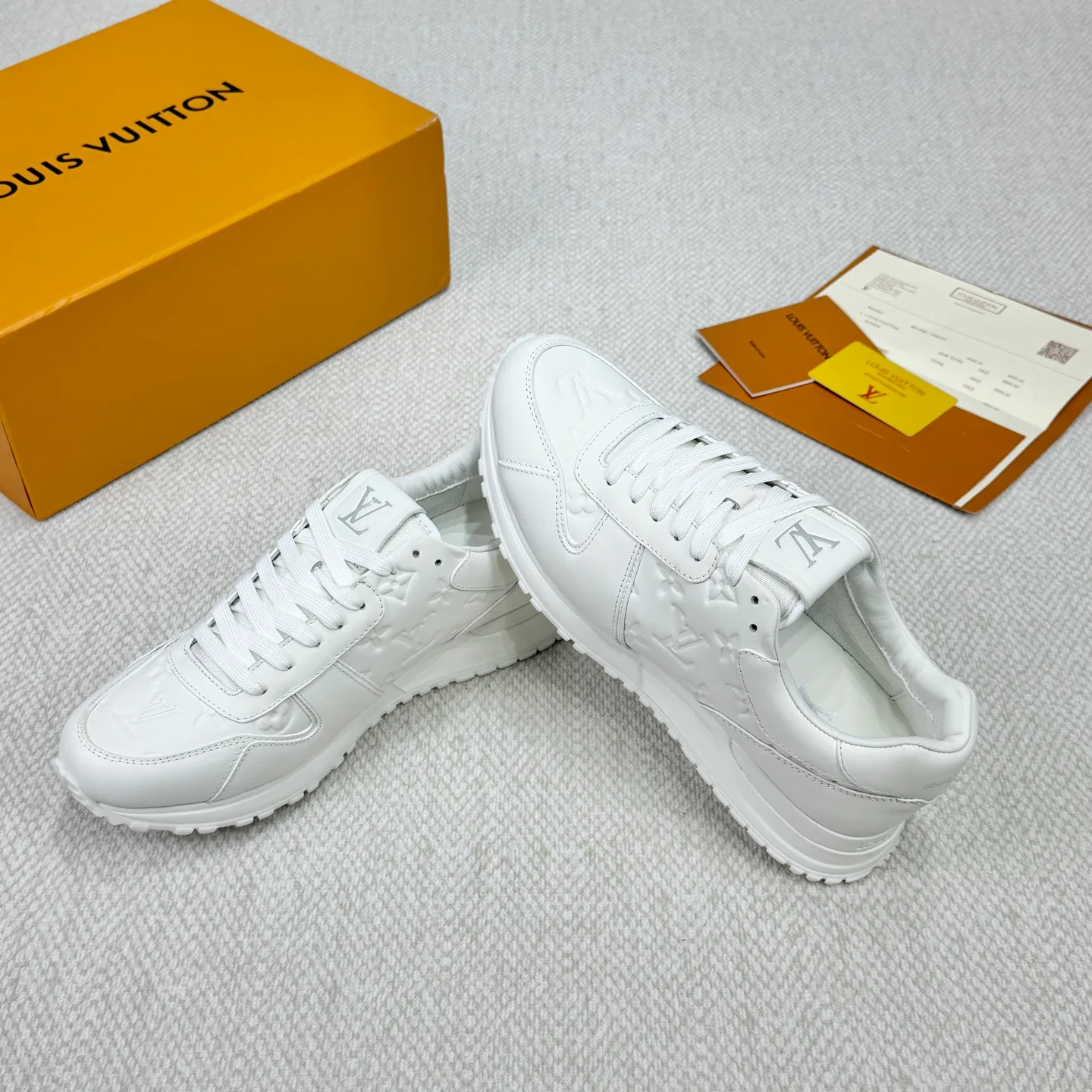 Кроссовки Мужские Louis Vuitton 18892499