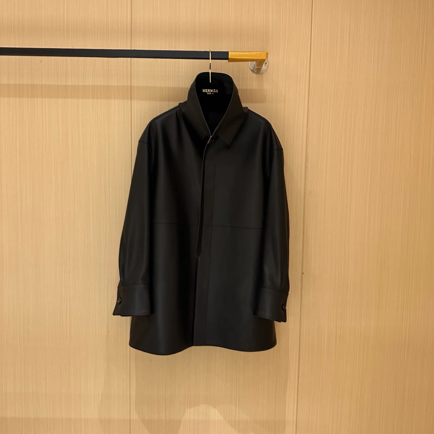 Кожаные Куртки И Дублёнки Женские Hermes 11093449