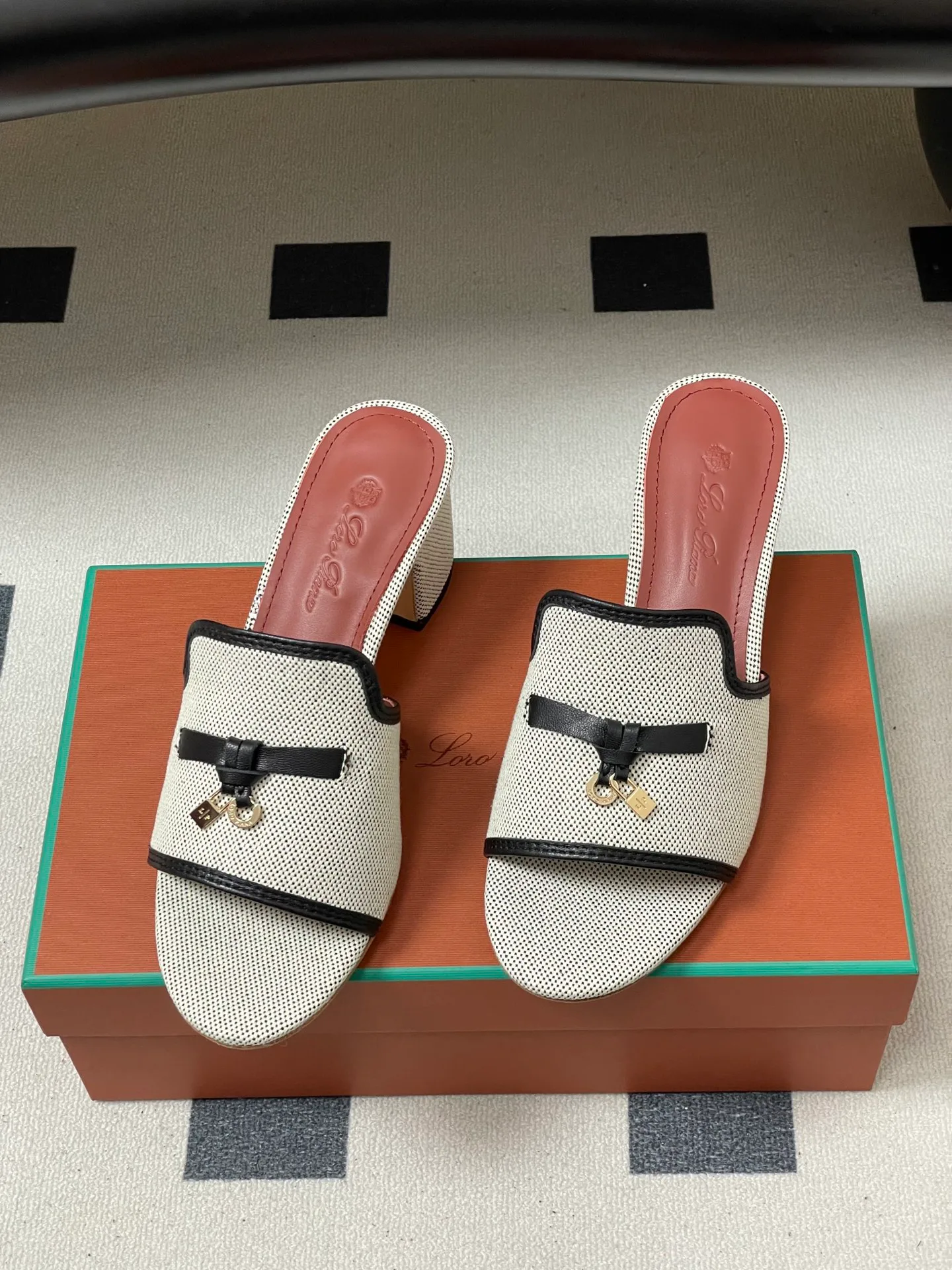 Сандалии Женские Loro Piana 11897574