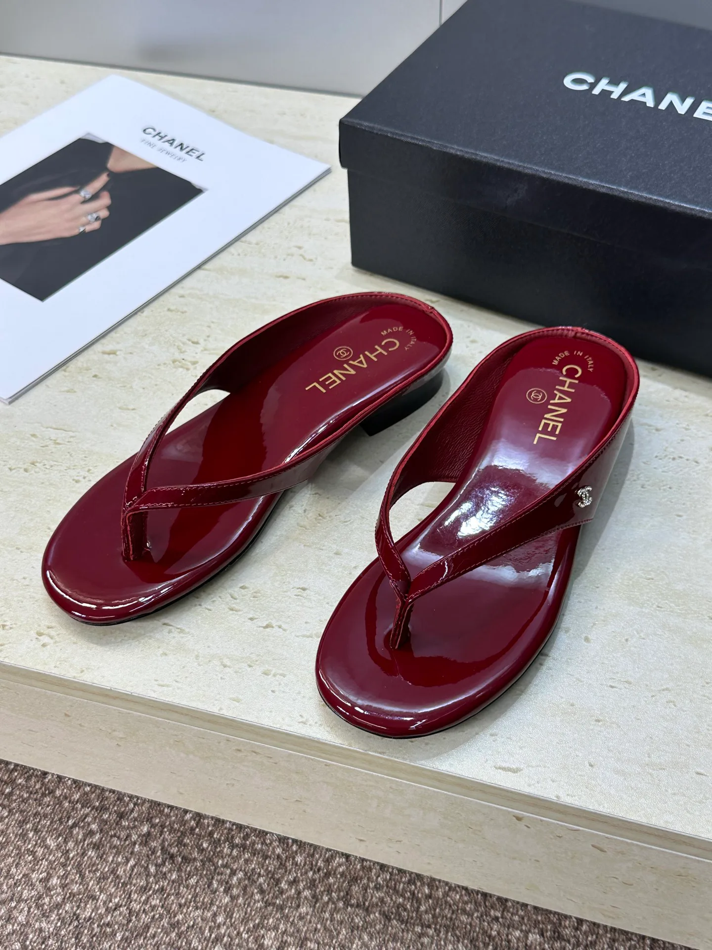 Шлепанцы Женские Chanel 11790989
