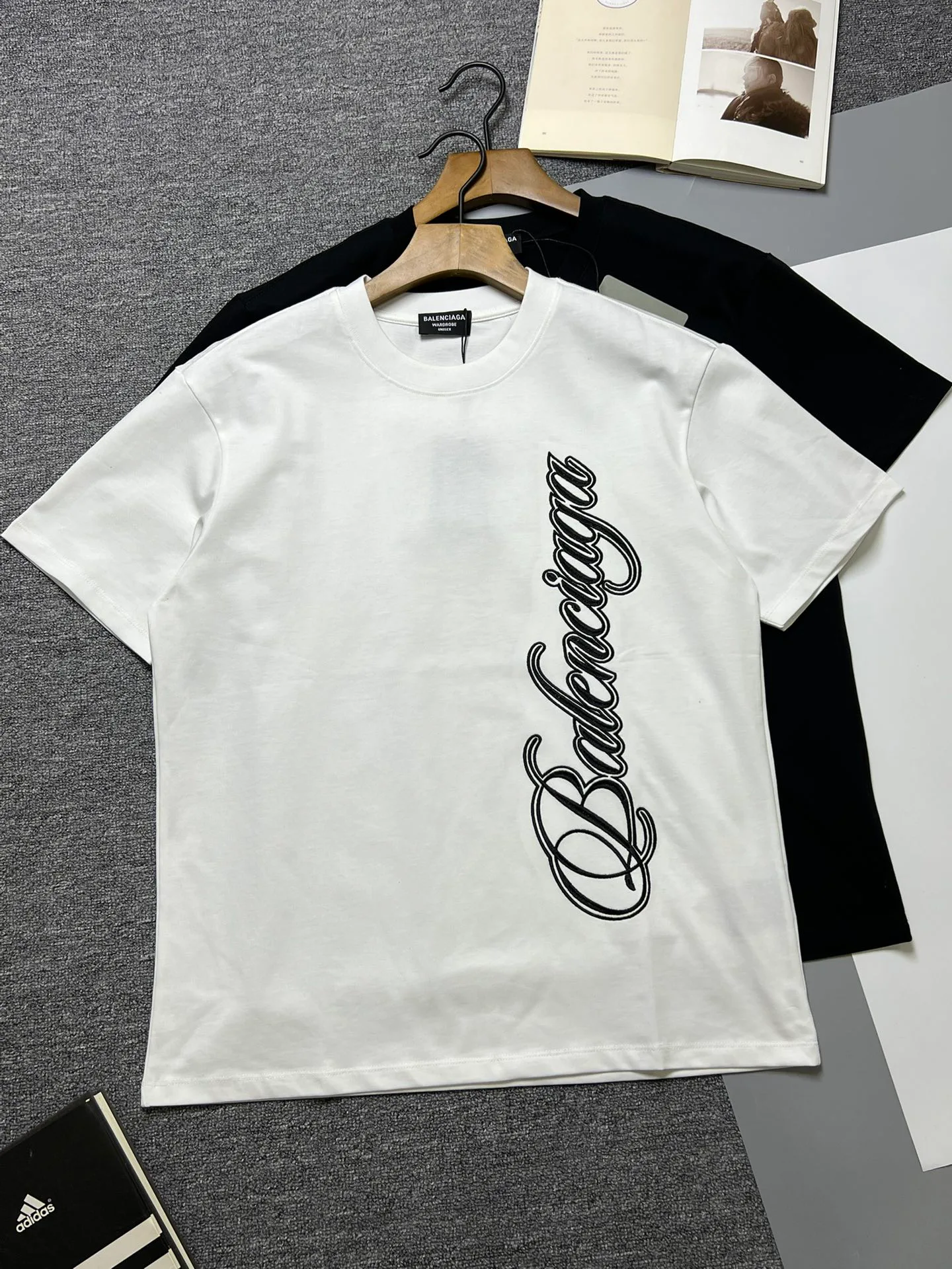 Футболки Женские Balenciaga 11575053