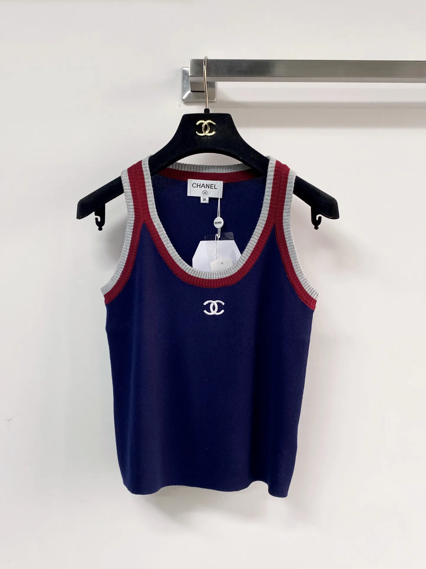 Жилеты Женские Chanel 11511210