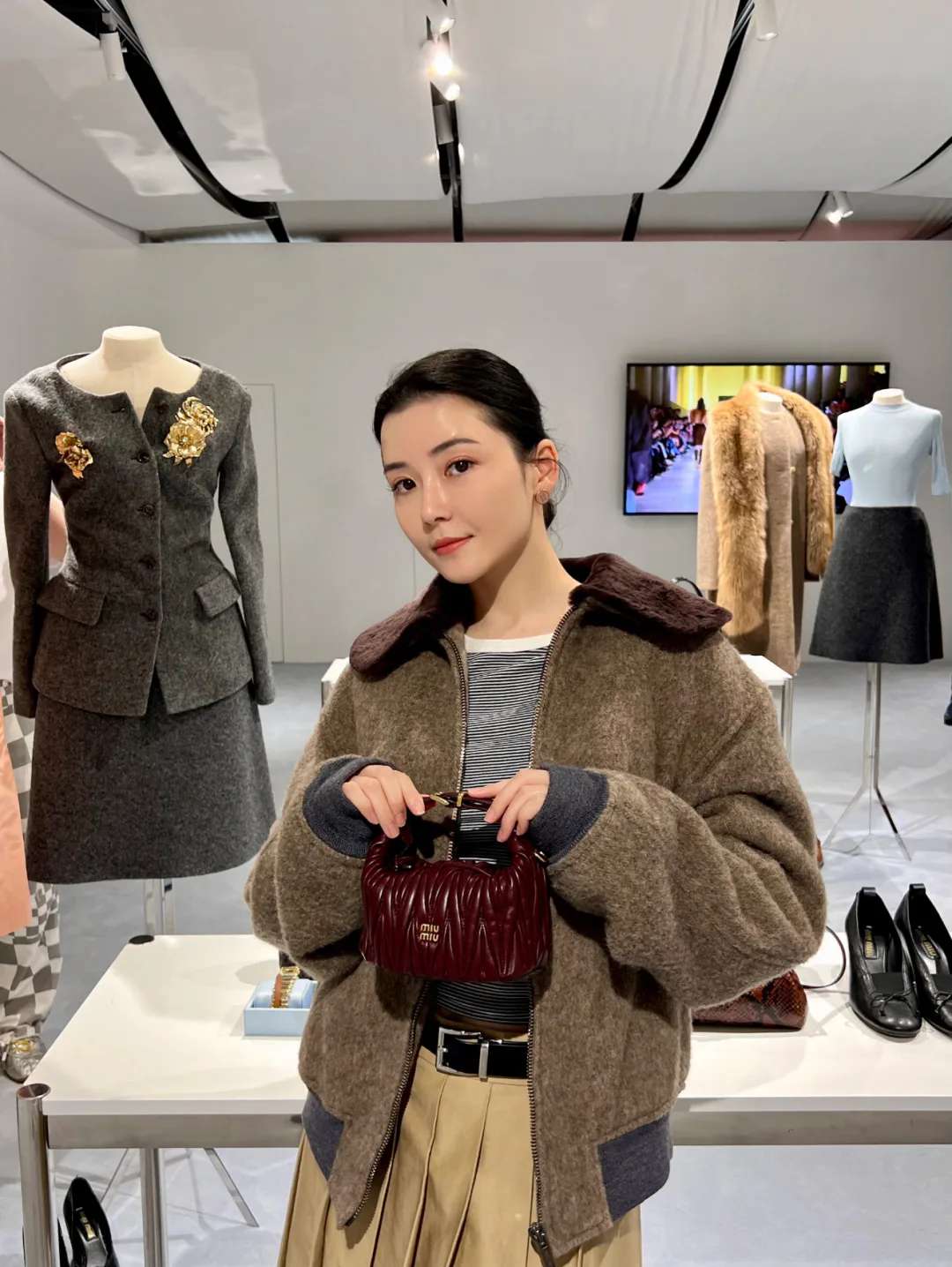 Куртки И Пуховики Женские Miu Miu 131348