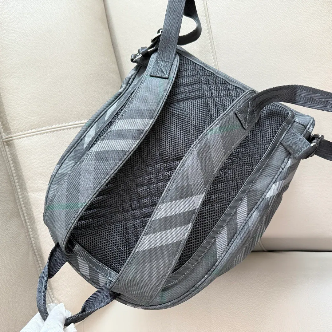 Рюкзаки Женские Burberry 3885631