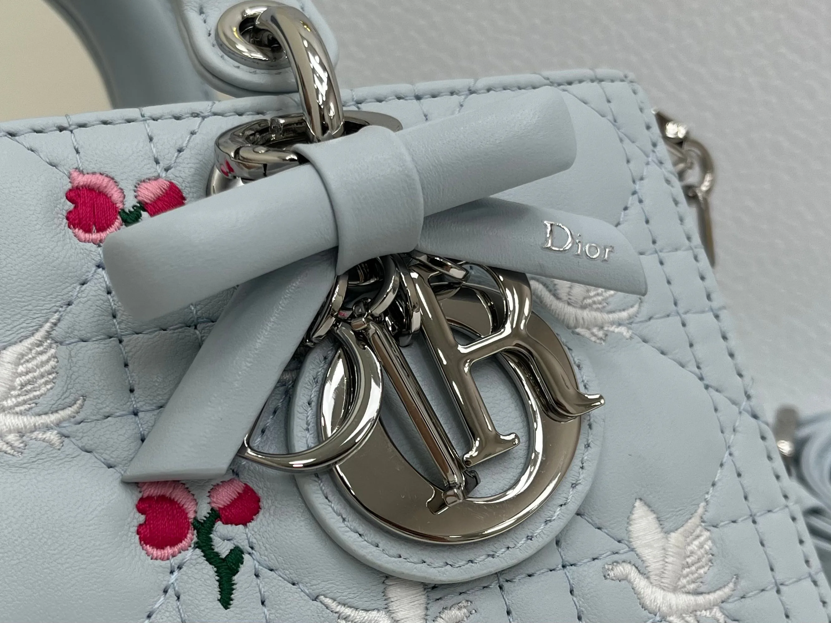 Классические Сумки Женские Christian Dior 17407049
