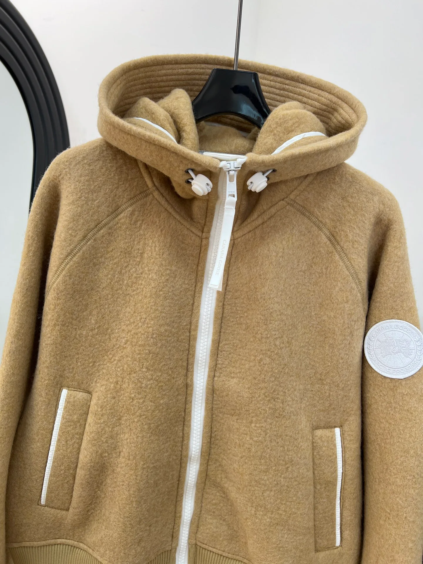 Куртки И Пуховики Женские Canada Goose 17923100