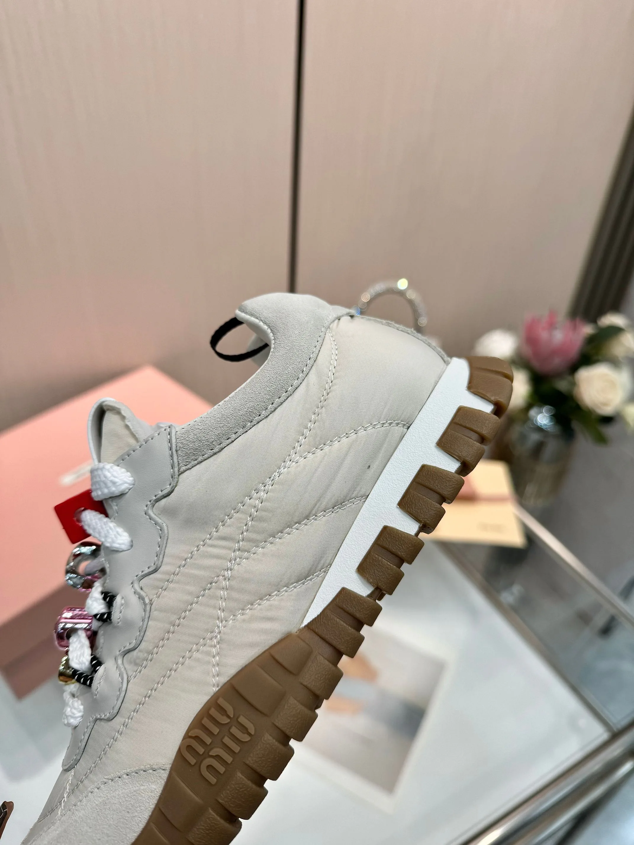 Кроссовки Женские Miu Miu 20363