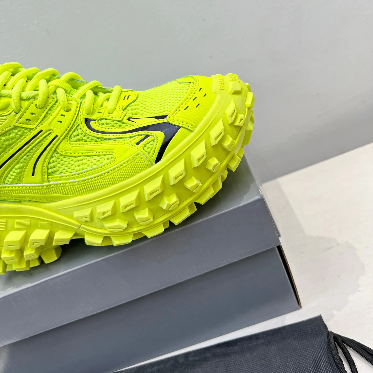 Кроссовки Женские Balenciaga 6428066