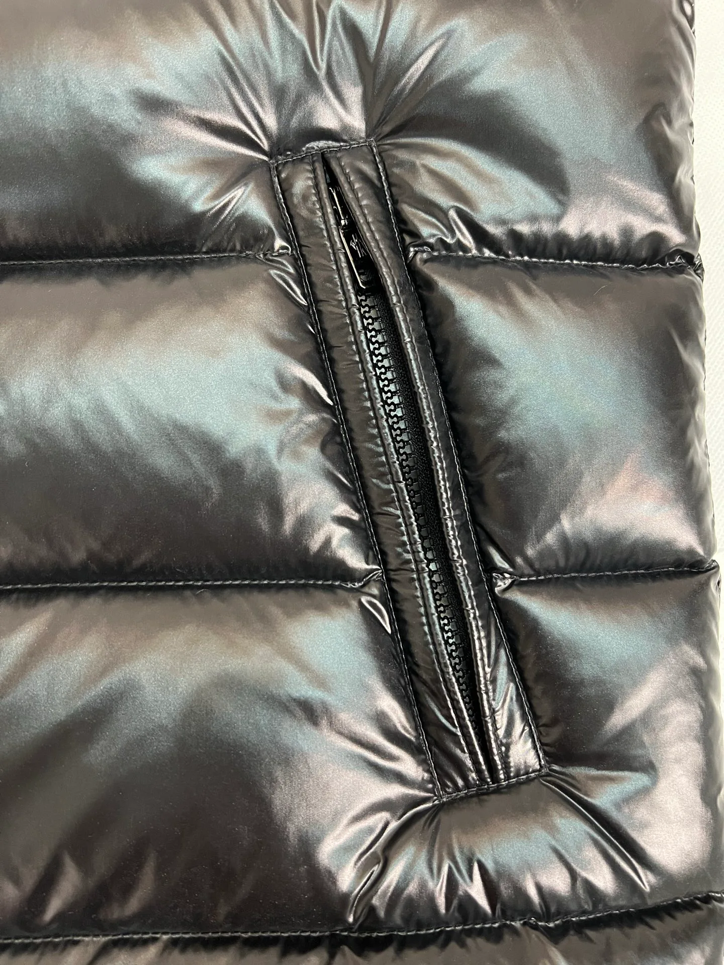 Жилеты Женские Moncler 18111357