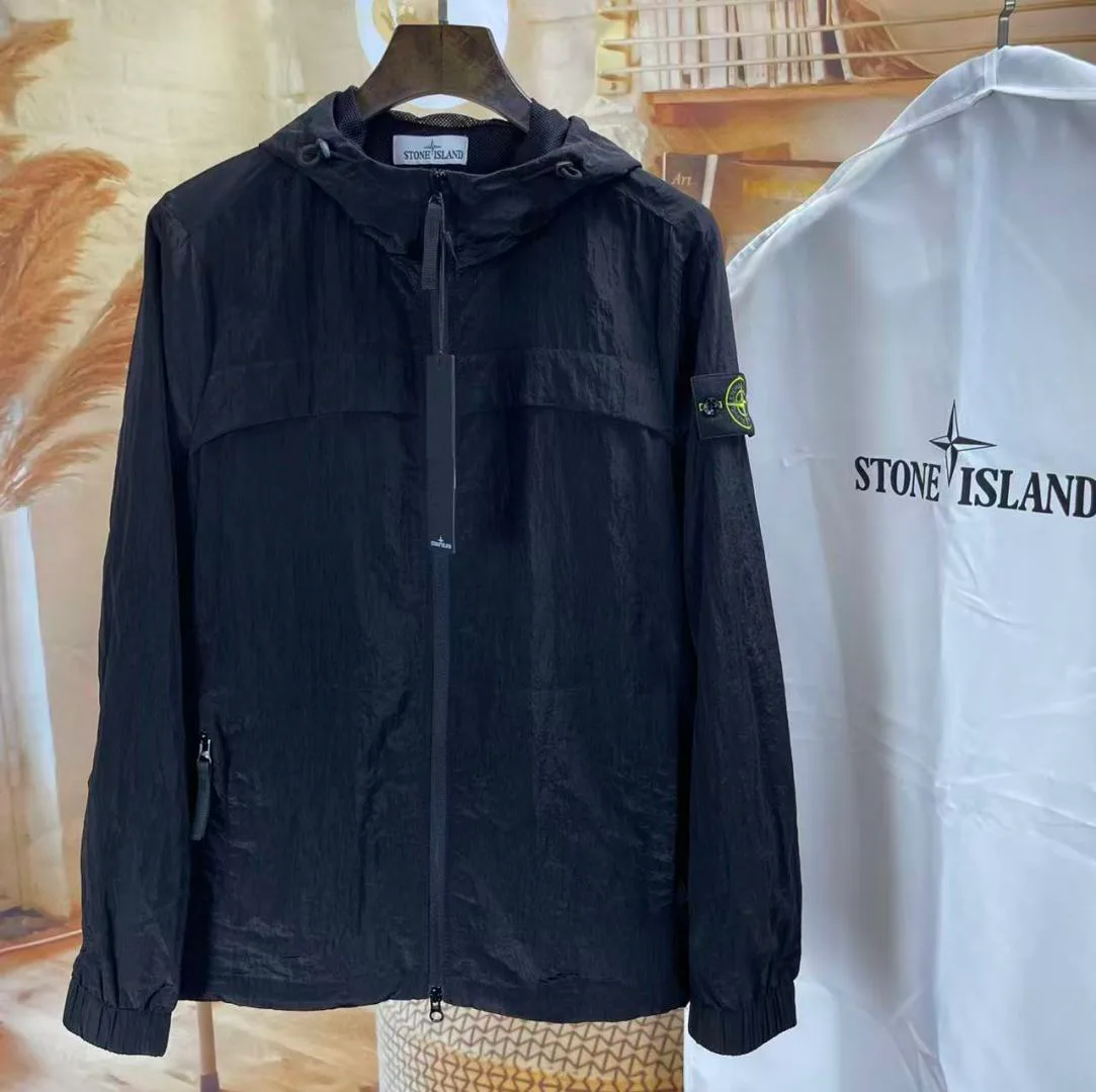 Куртки И Пуховики Женские Stone Island 12961264