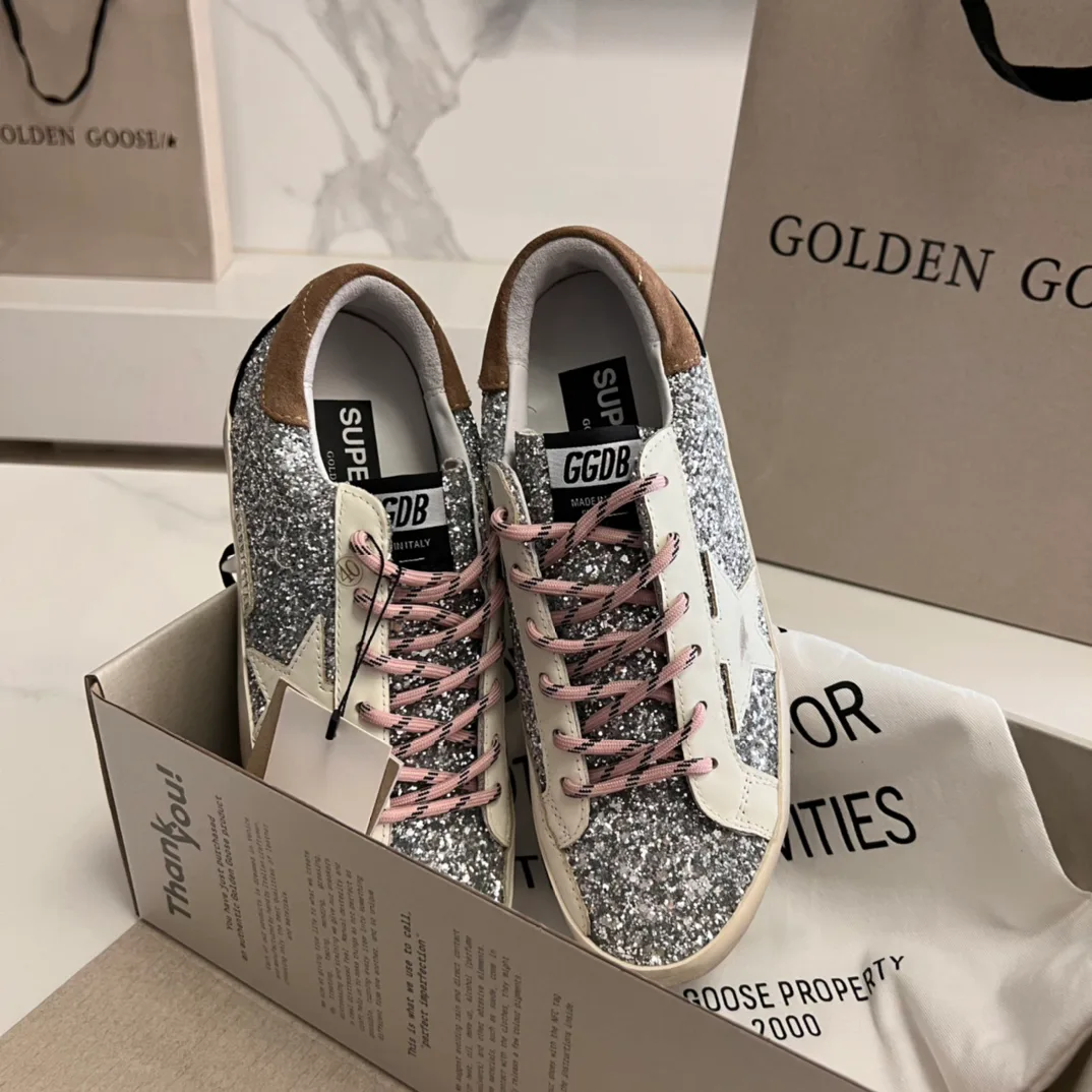 Кроссовки Женские Golden Goose 16995667