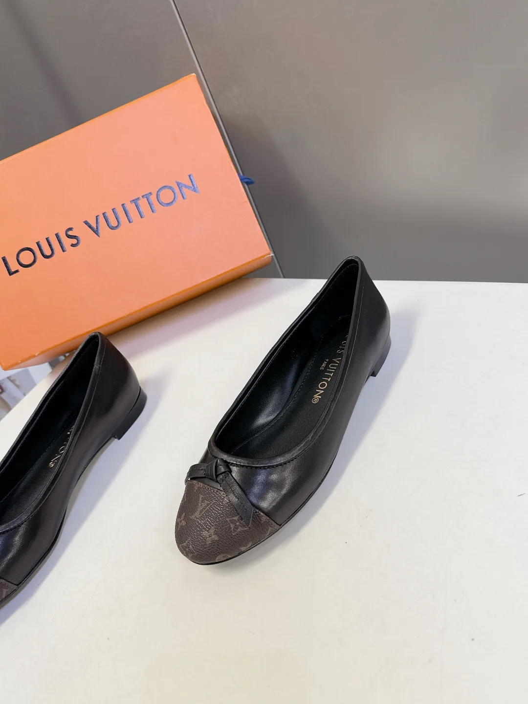 Туфли Женские Louis Vuitton 11485860