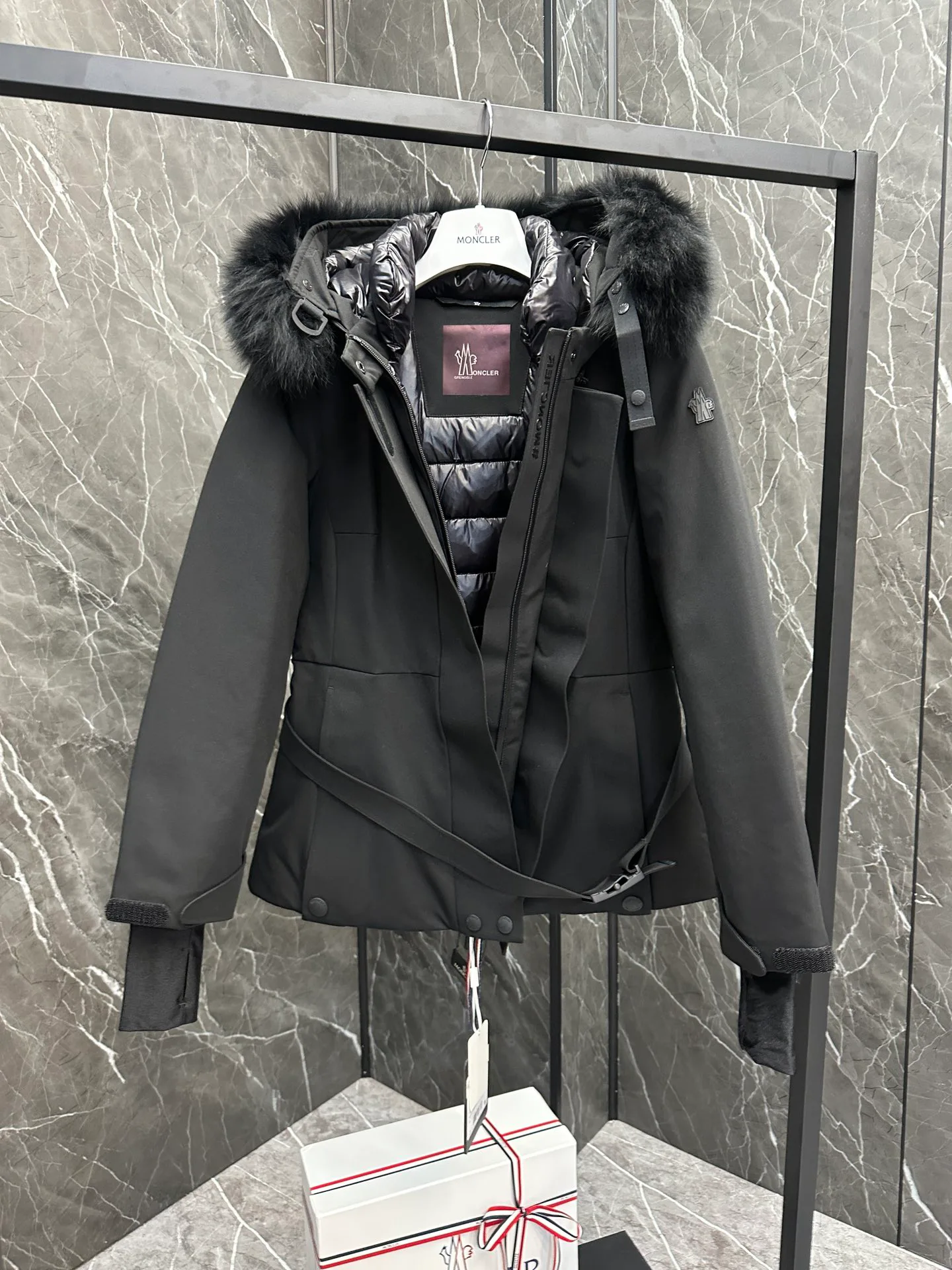 Куртки И Пуховики Женские Moncler 18133805