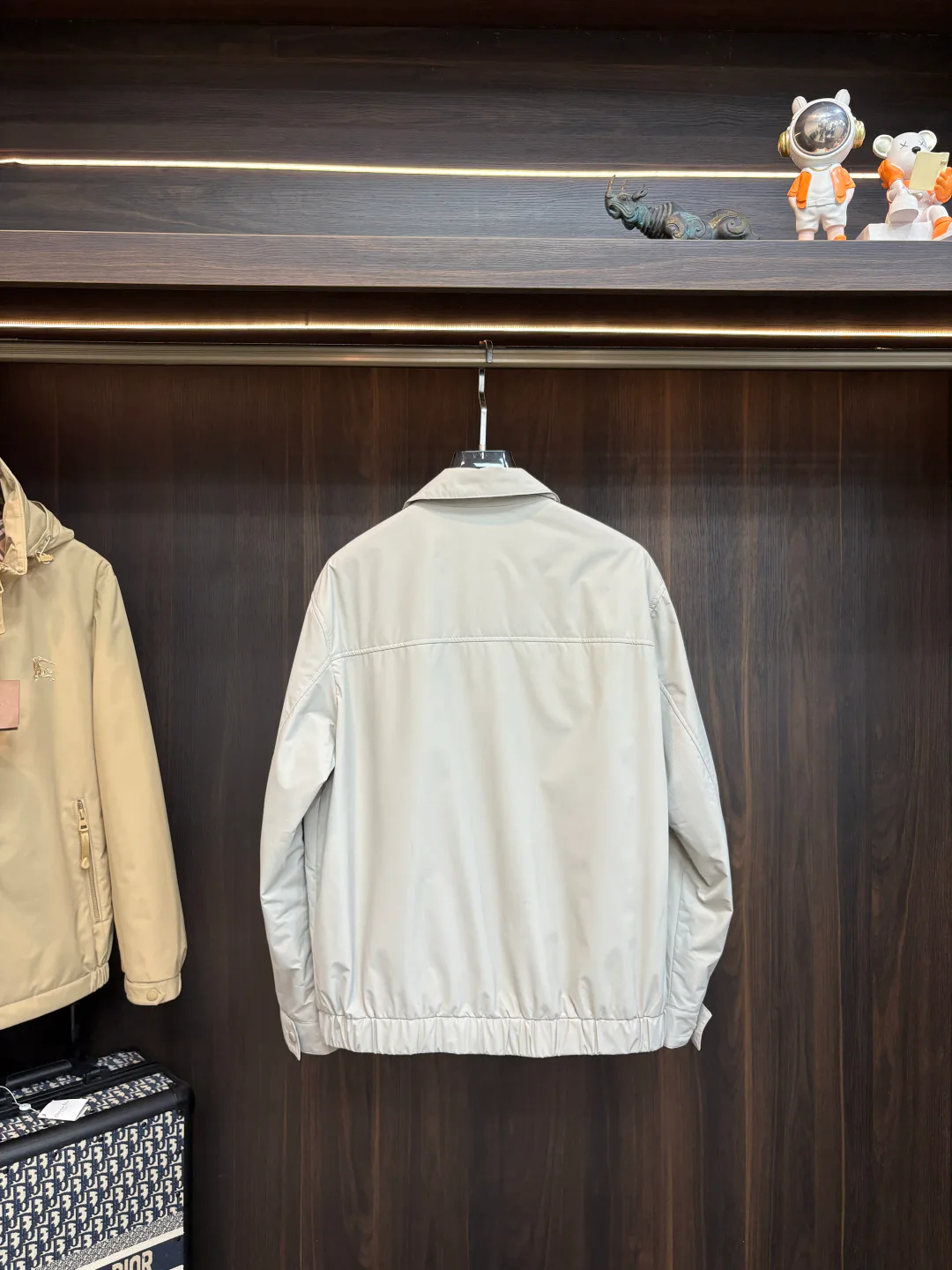Куртки И Пуховики Женские Burberry 18157287