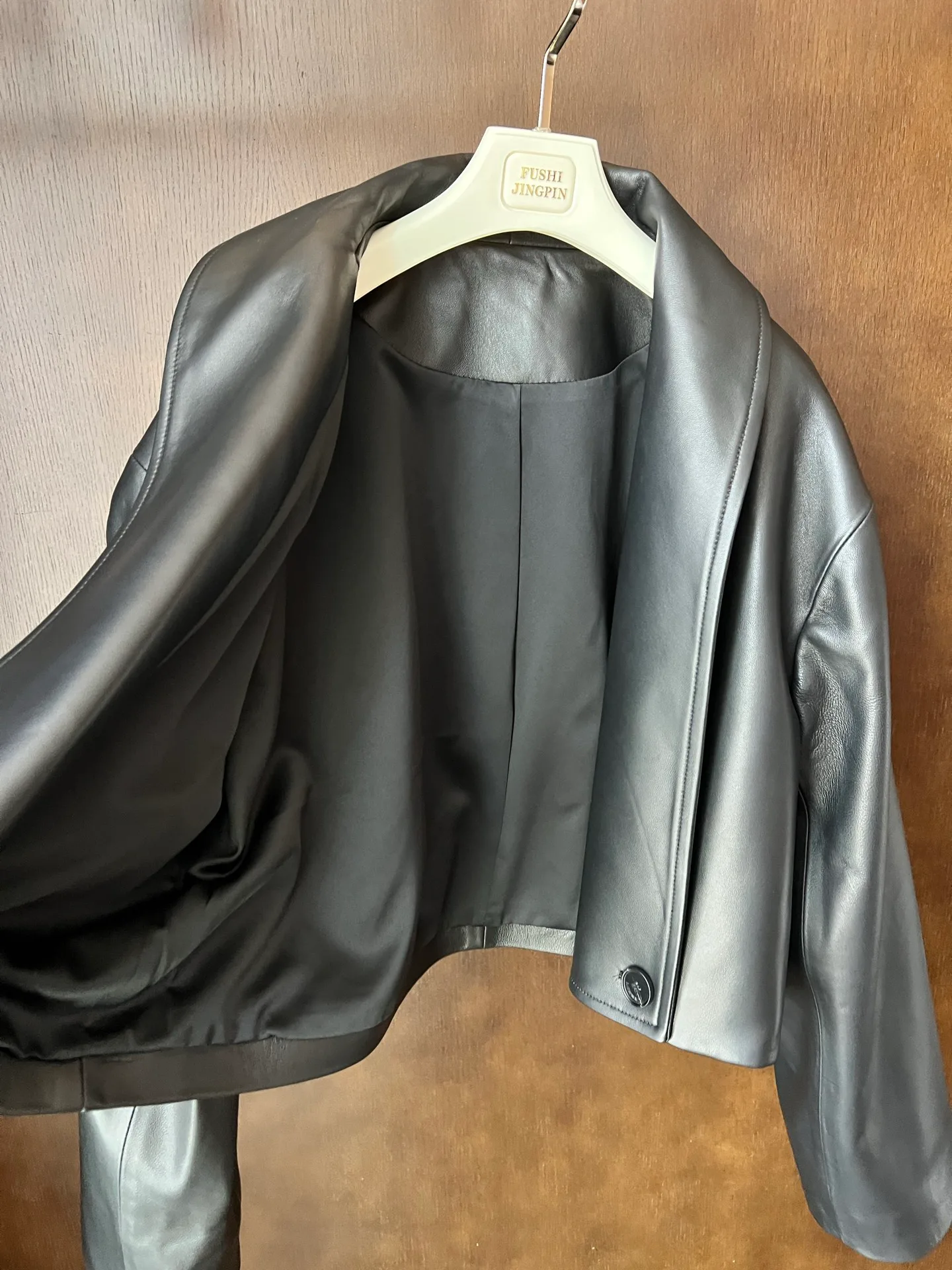 Кожаные Куртки И Дублёнки Женские Loewe 9101688