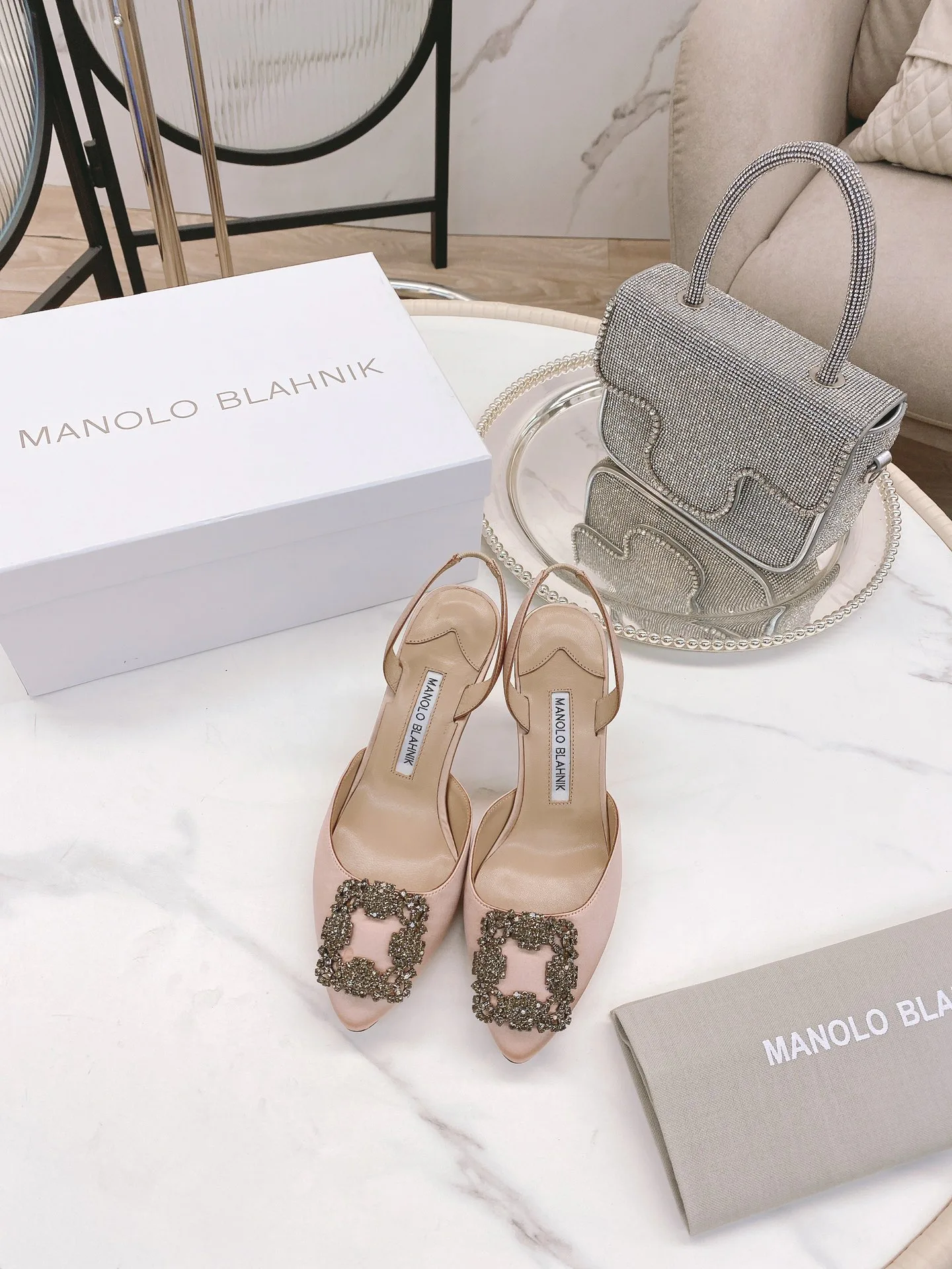 Туфли Женские Manolo Blahnik 18482415