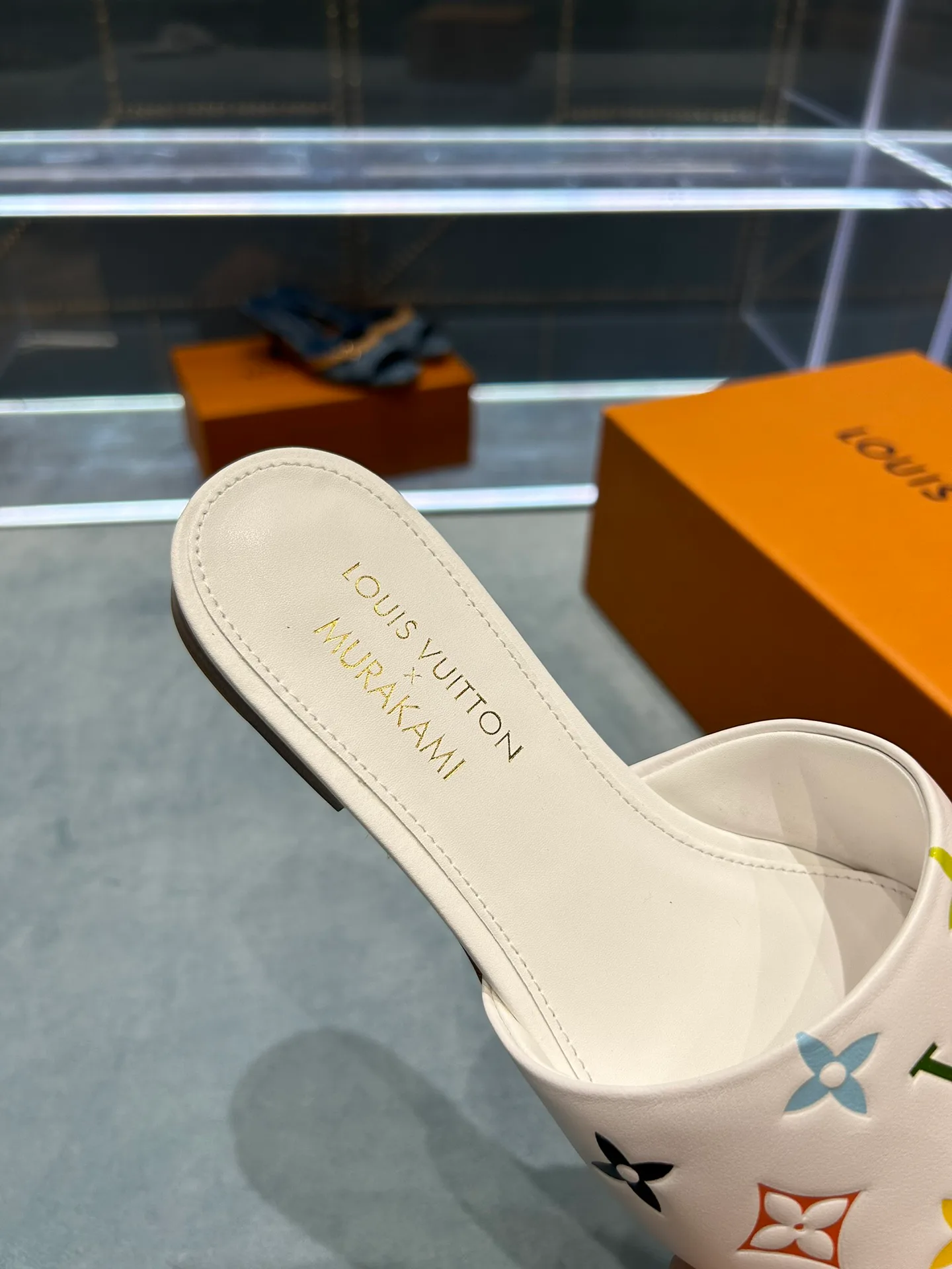 Шлепанцы Женские Louis Vuitton 21132