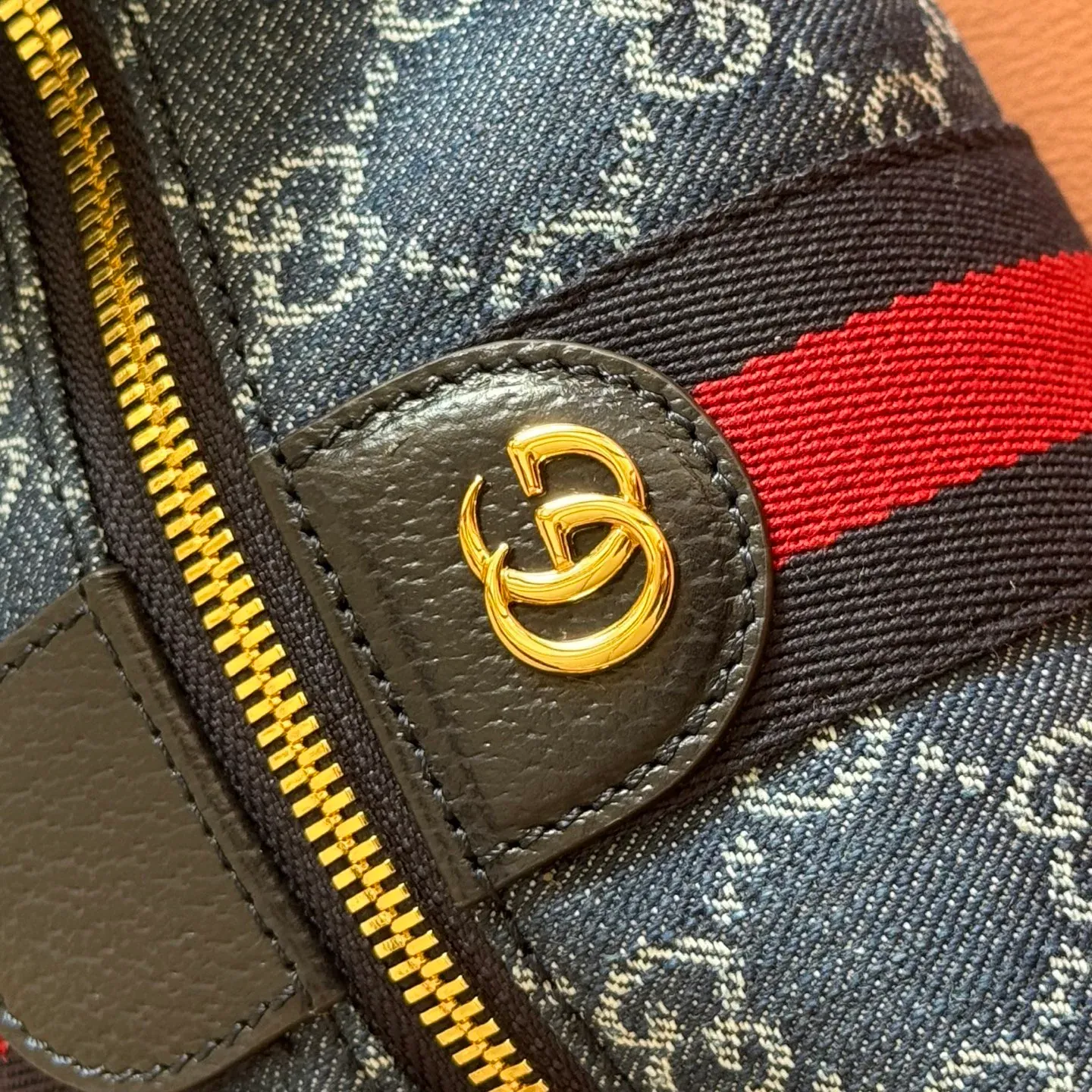 Классические Сумки Женские Gucci 4365369