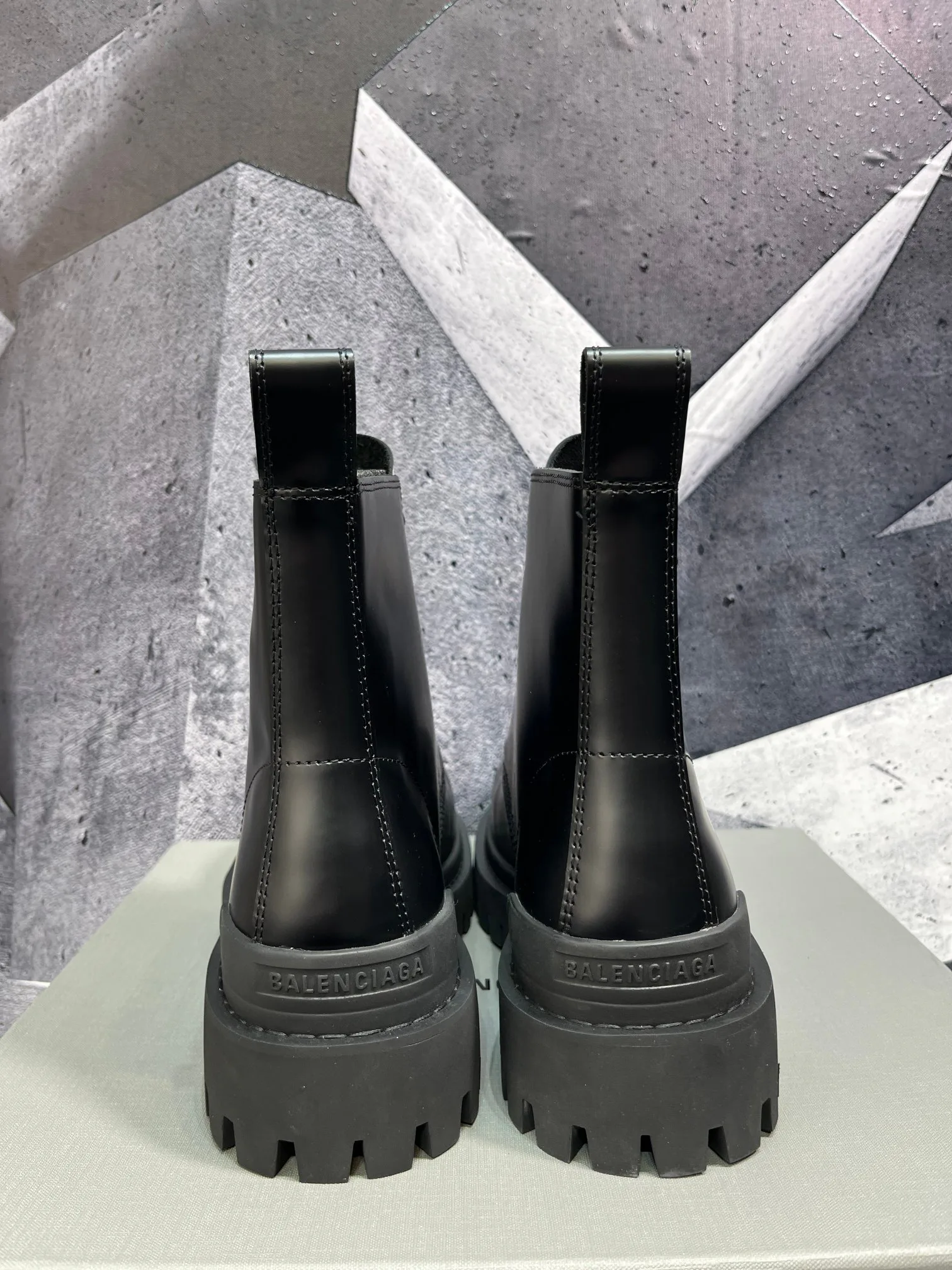 Ботинки Мужские Balenciaga 17962272