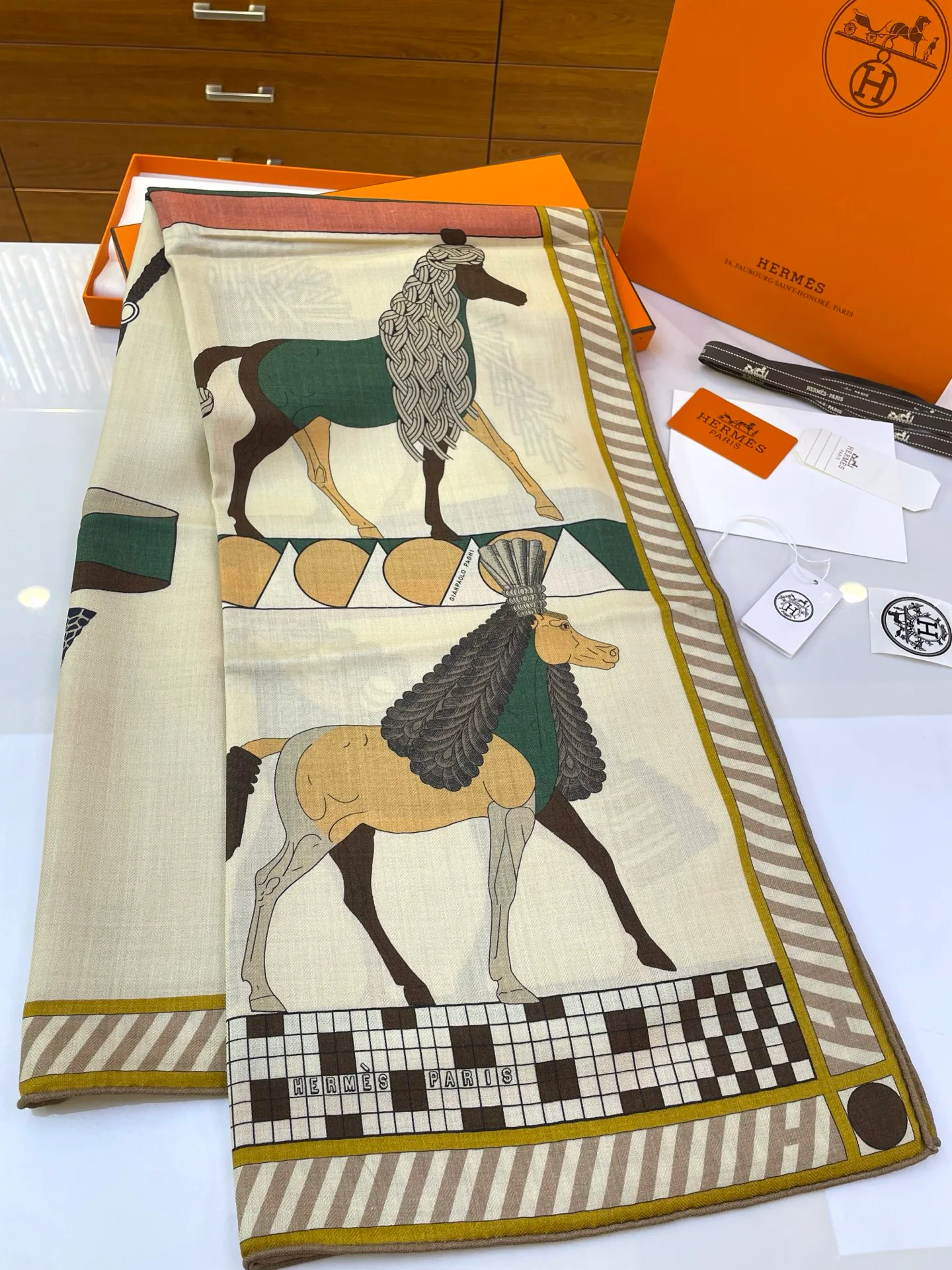 Шарфы Hermes 210266